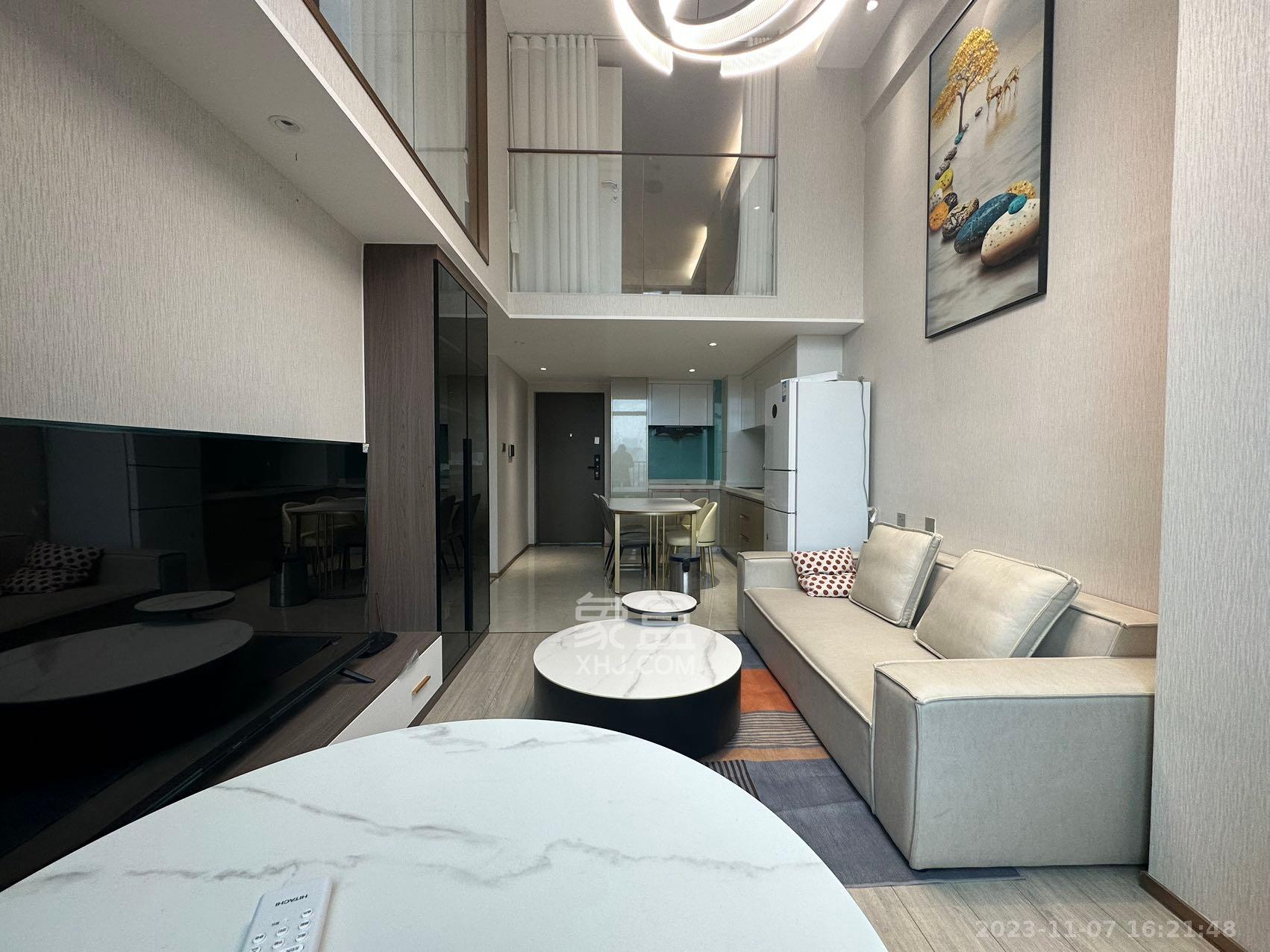 华远华时代  3室2厅2卫    5500.0元/月 华远华时代  3室2厅2卫    5500.0元/月室内图