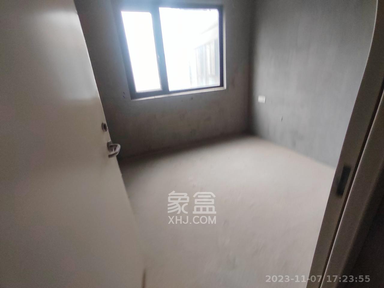 保利大都汇一期、二期  3室2厅1卫   1300.00元/月室内图