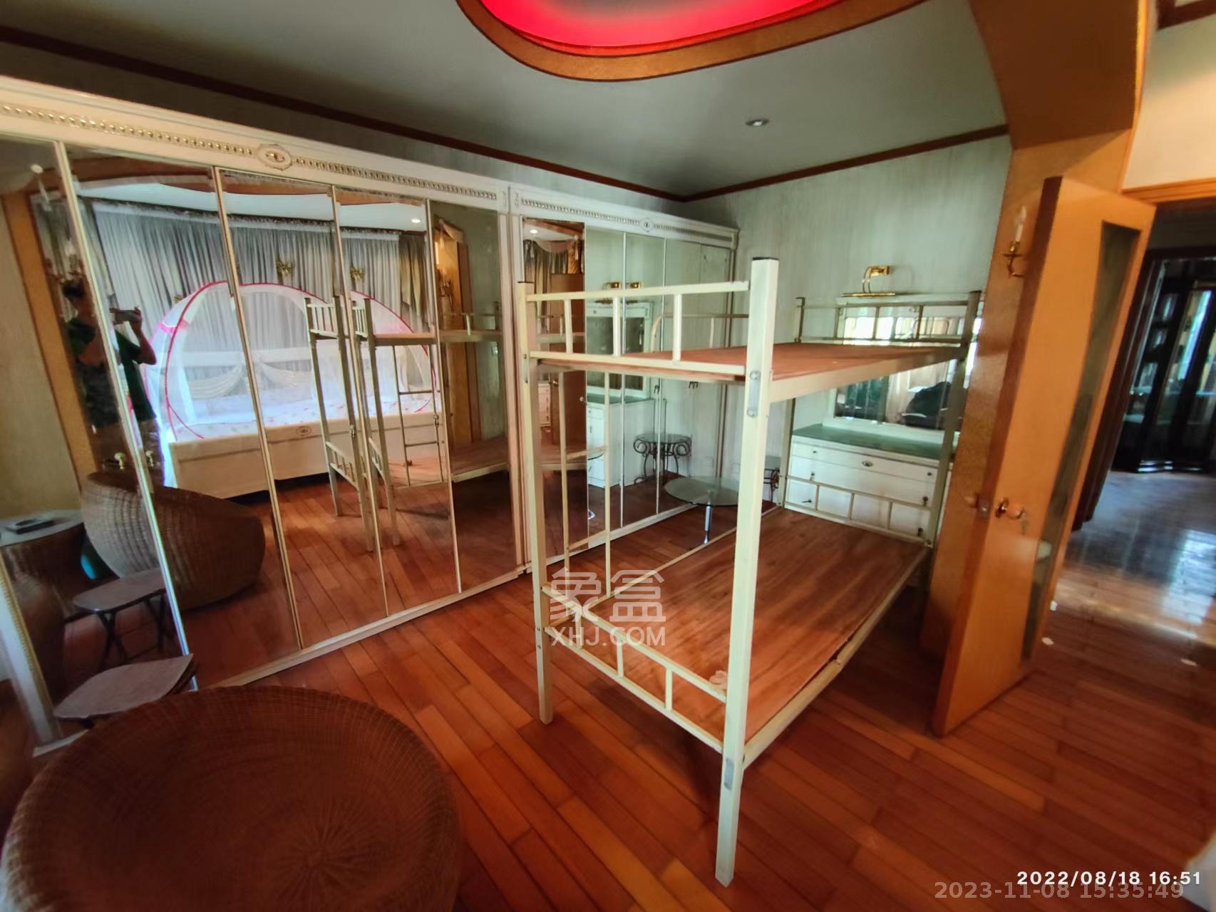 三湘大院  4室2厅1卫   3500.00元/月室内图