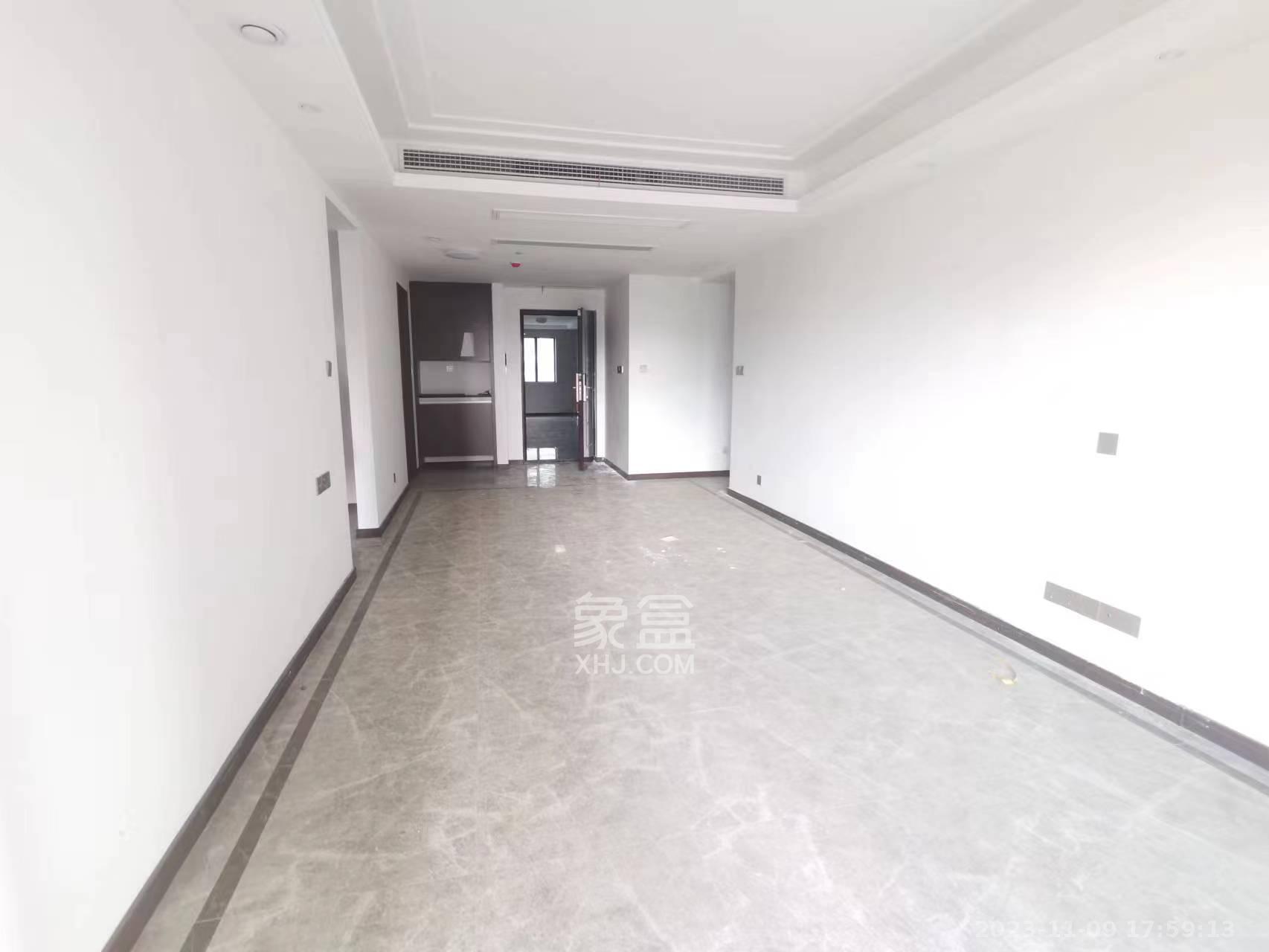 绿地长沙城际空间站（绿地新里佳苑）  3室2厅2卫    3500.0元/月室内图