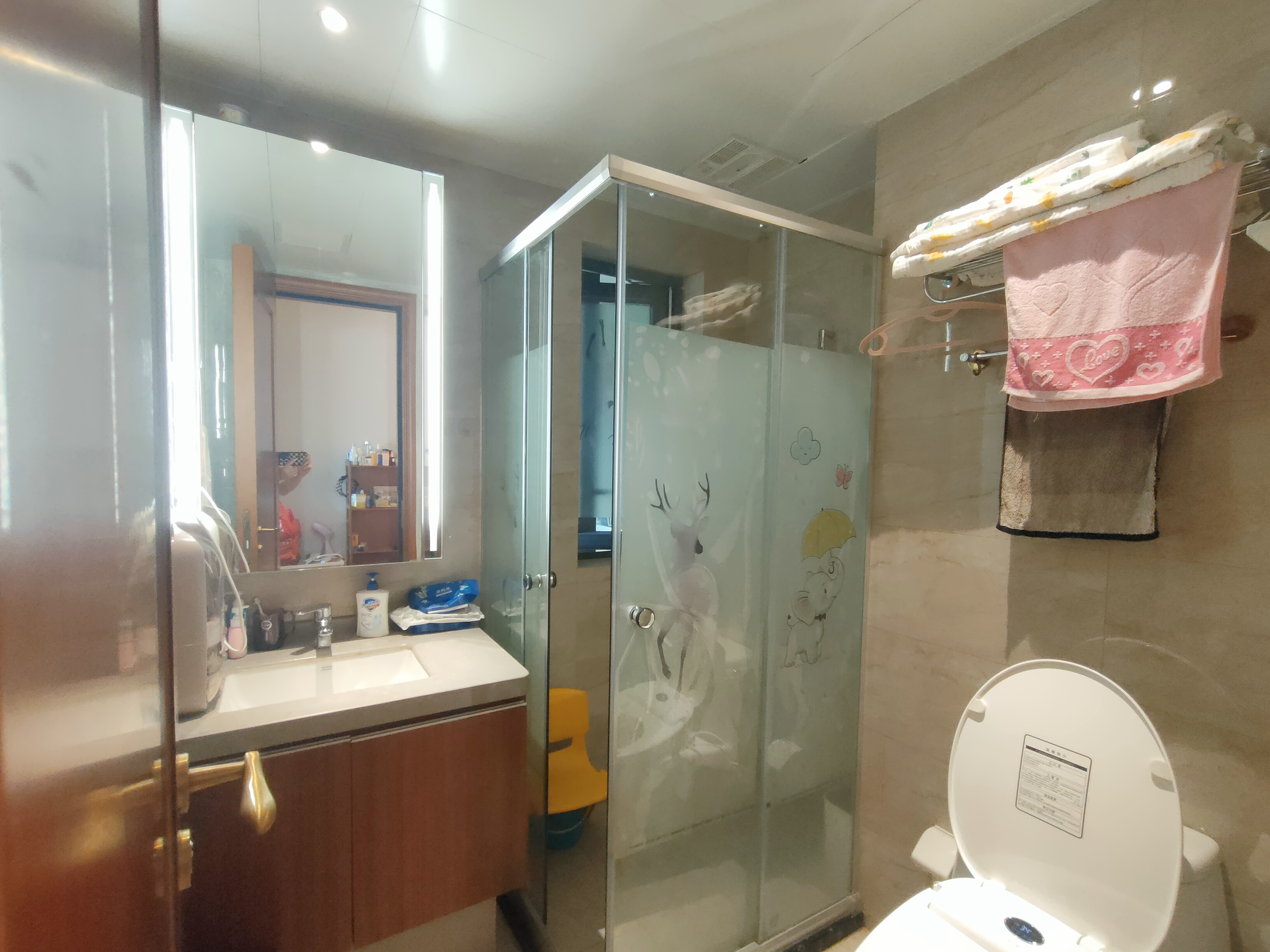 恒大华府 3室2厅1卫 71.8万 恒大华府 3室2厅1卫 71.8万室内图