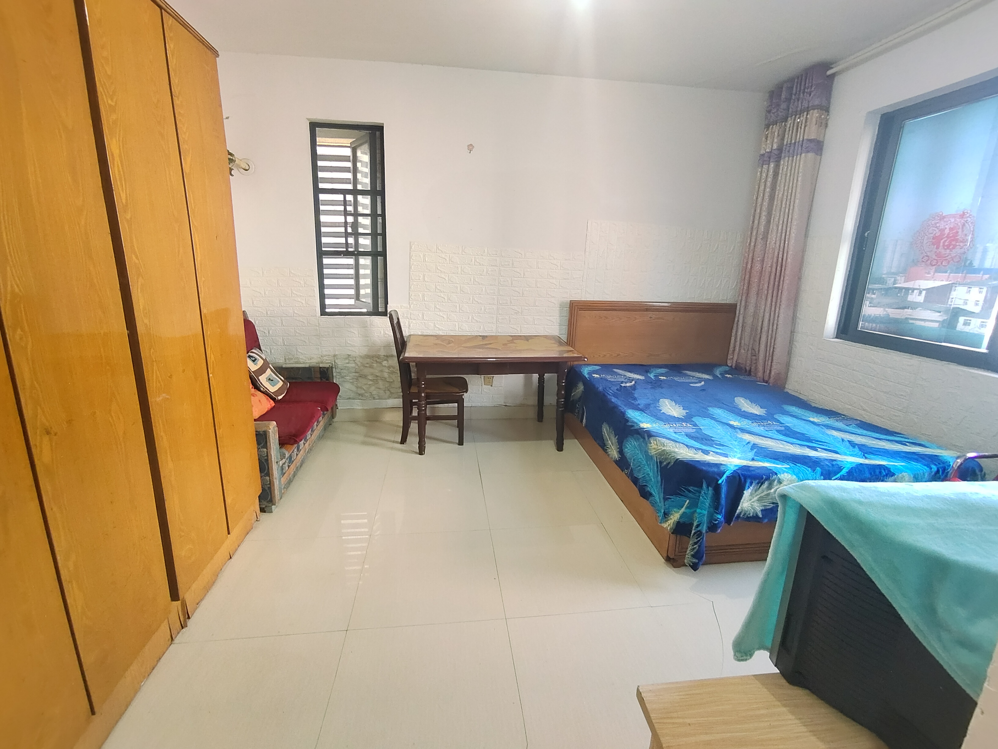 岭秀天下 1室1厅1卫 18.0万 岭秀天下 1室1厅1卫 18.0万室内图