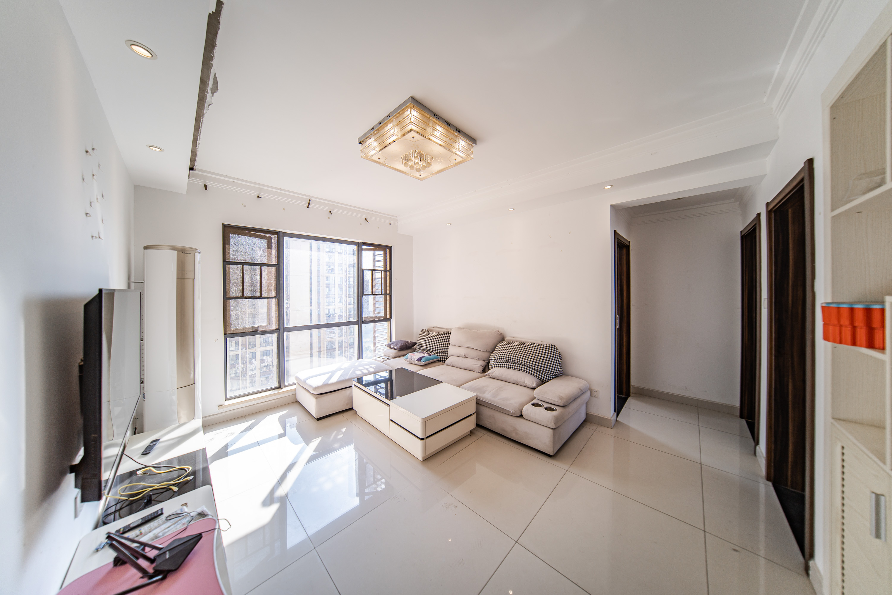 兰亭湾畔  3室2厅1卫    115.0万客厅