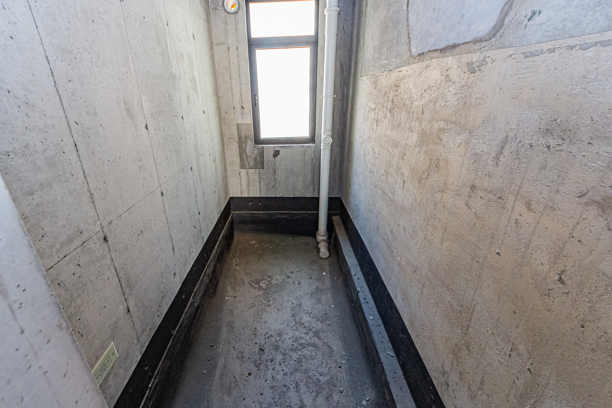 润和国际广场  4室2厅2卫    168.0万卫生间