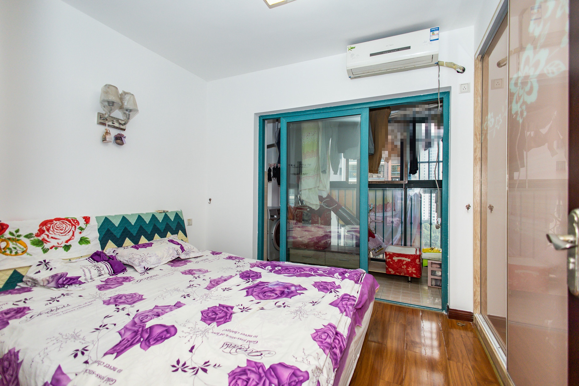 蝴蝶谷  3室2厅1卫    49.8万卧室