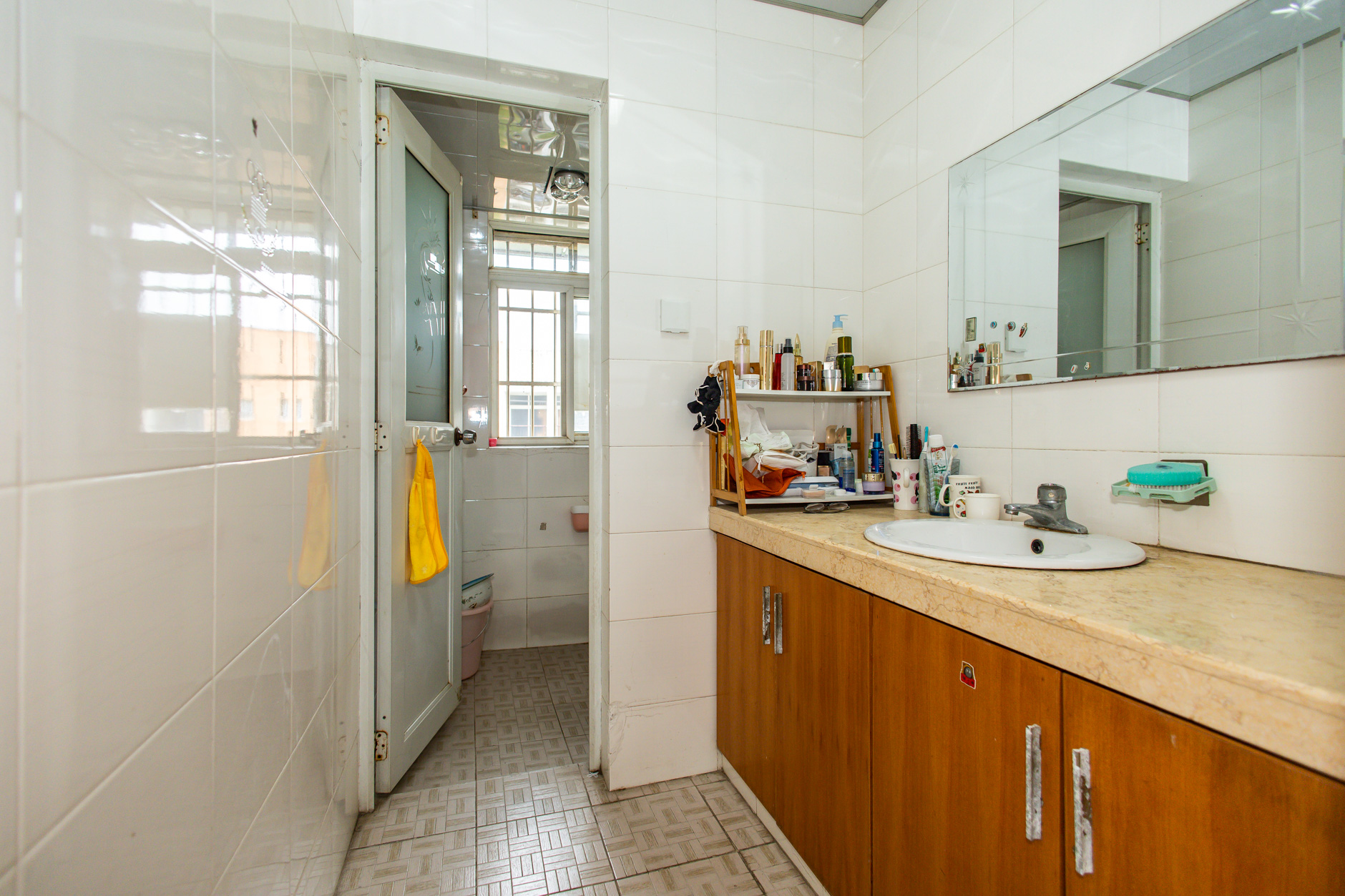 金岸教师公寓 3室2厅2卫 86.0万 金岸教师公寓 3室2厅2卫 86.0万卫生间