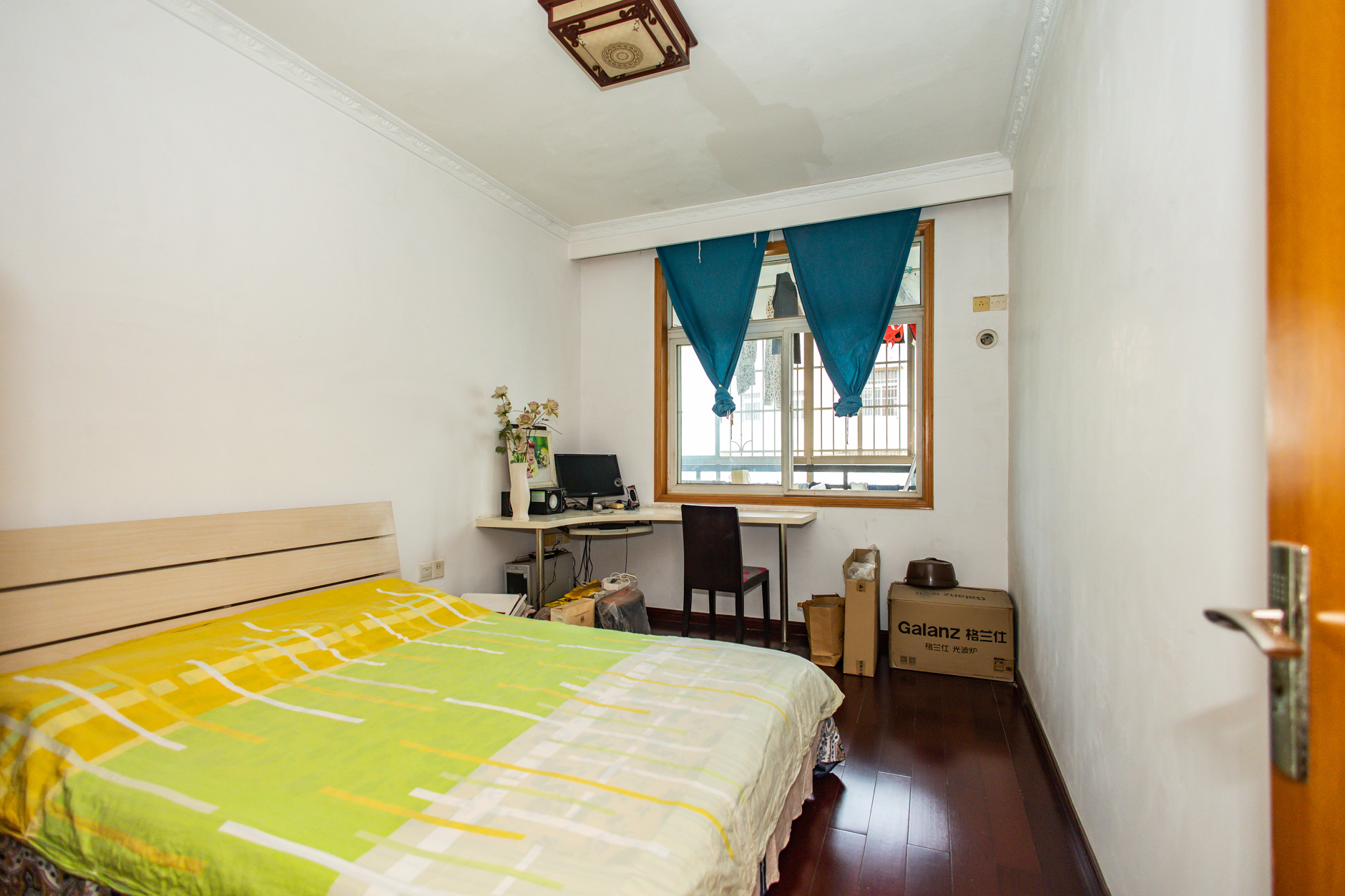 金岸教师公寓 3室2厅2卫 86.0万 金岸教师公寓 3室2厅2卫 86.0万卧室