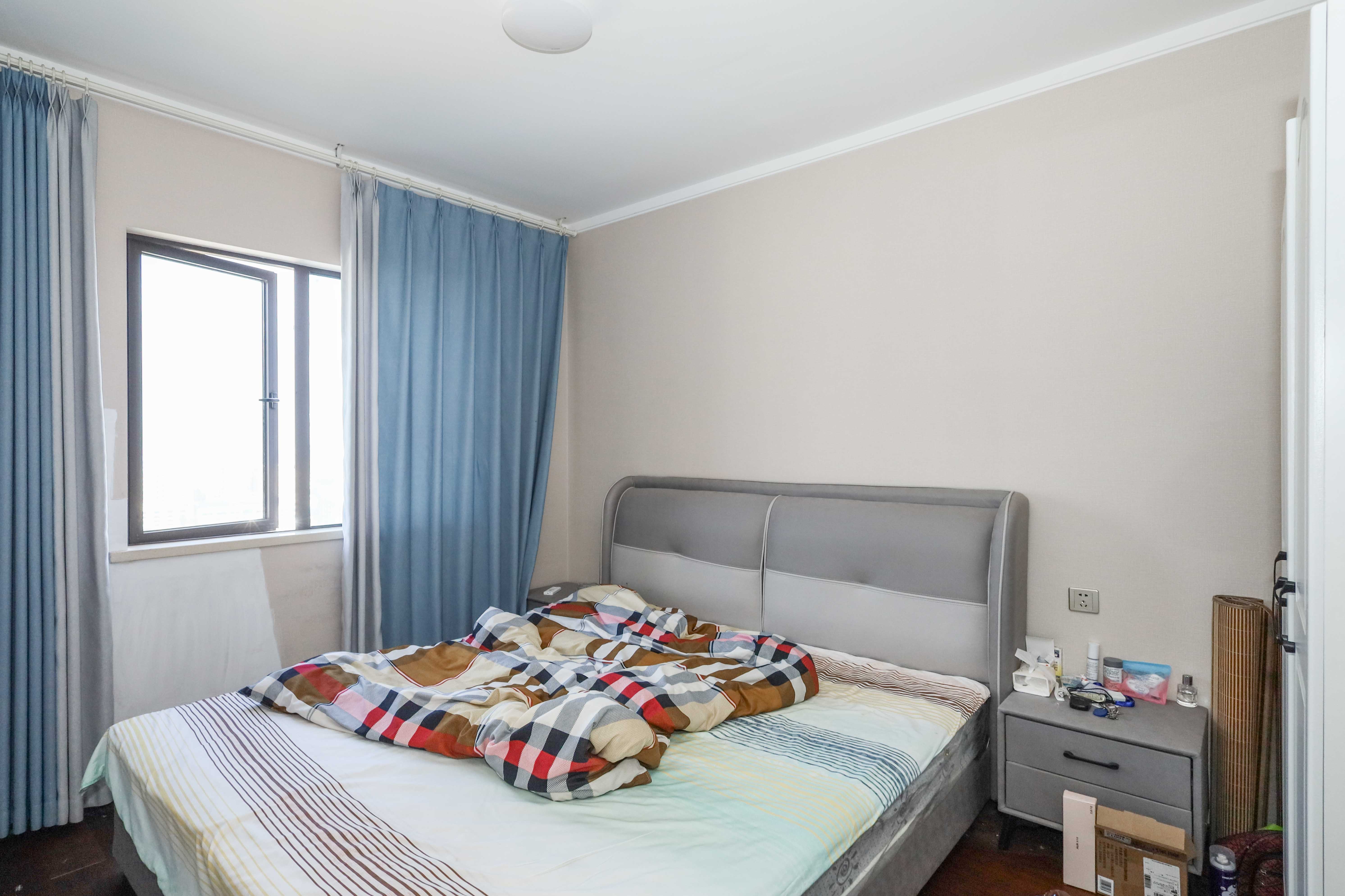 中梁云麓传奇  3室2厅2卫    124.0万卧室