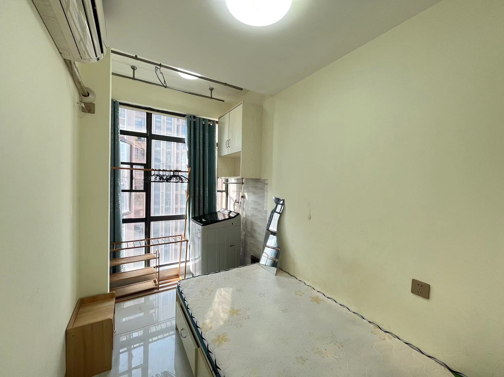 流金岁月-华晨国际 1室1厅1卫 41.0万 流金岁月-华晨国际 1室1厅1卫 41.0万室内图