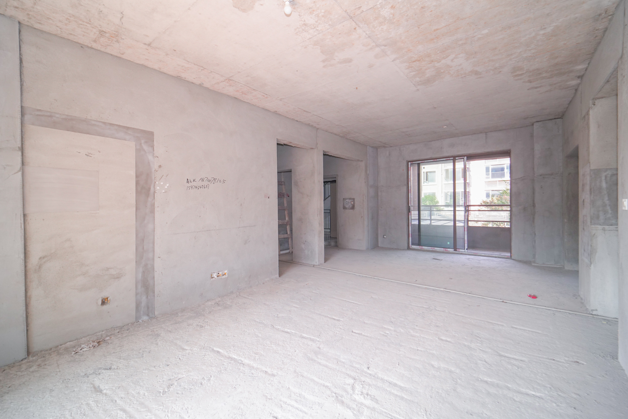 大汉汉园 4室2厅2卫 112.00万 大汉汉园 4室2厅2卫 112.00万其他