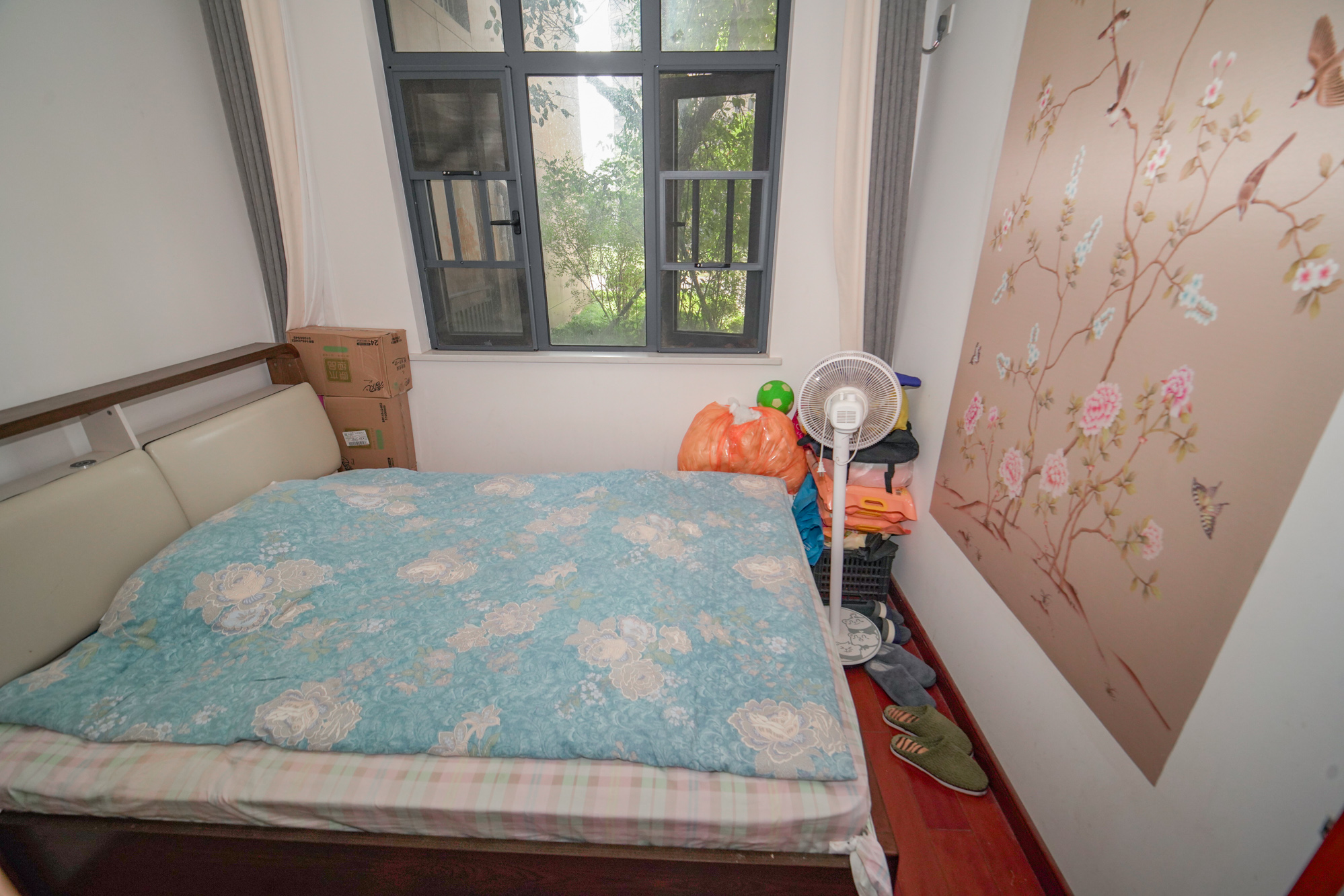 中粮鸿云 3室2厅2卫 76.0万 中粮鸿云 3室2厅2卫 76.0万卧室