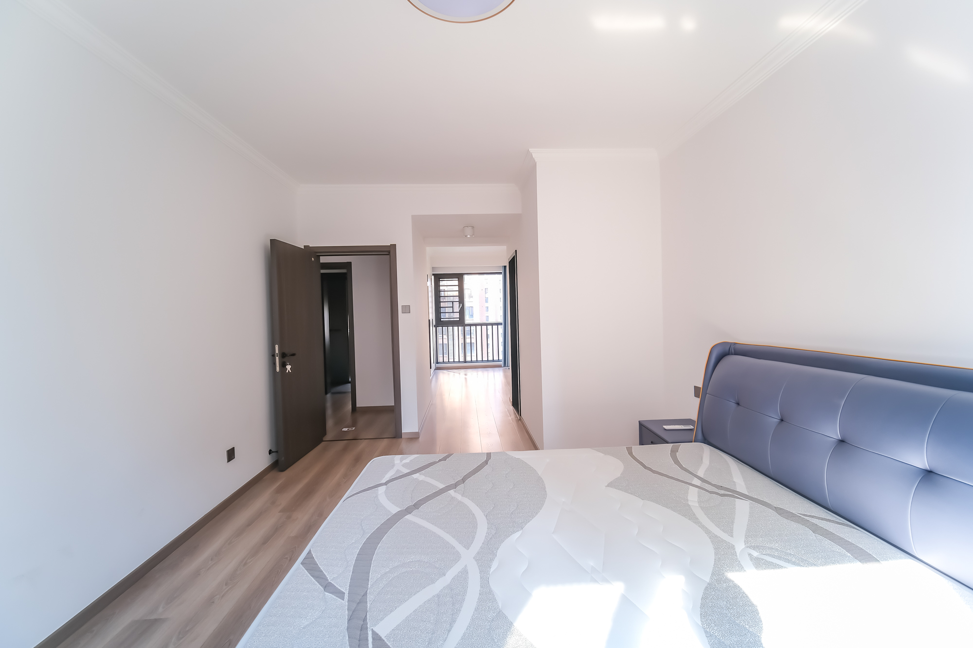 三一街区 4室2厅2卫 135.62万 三一街区 4室2厅2卫 135.62万卧室