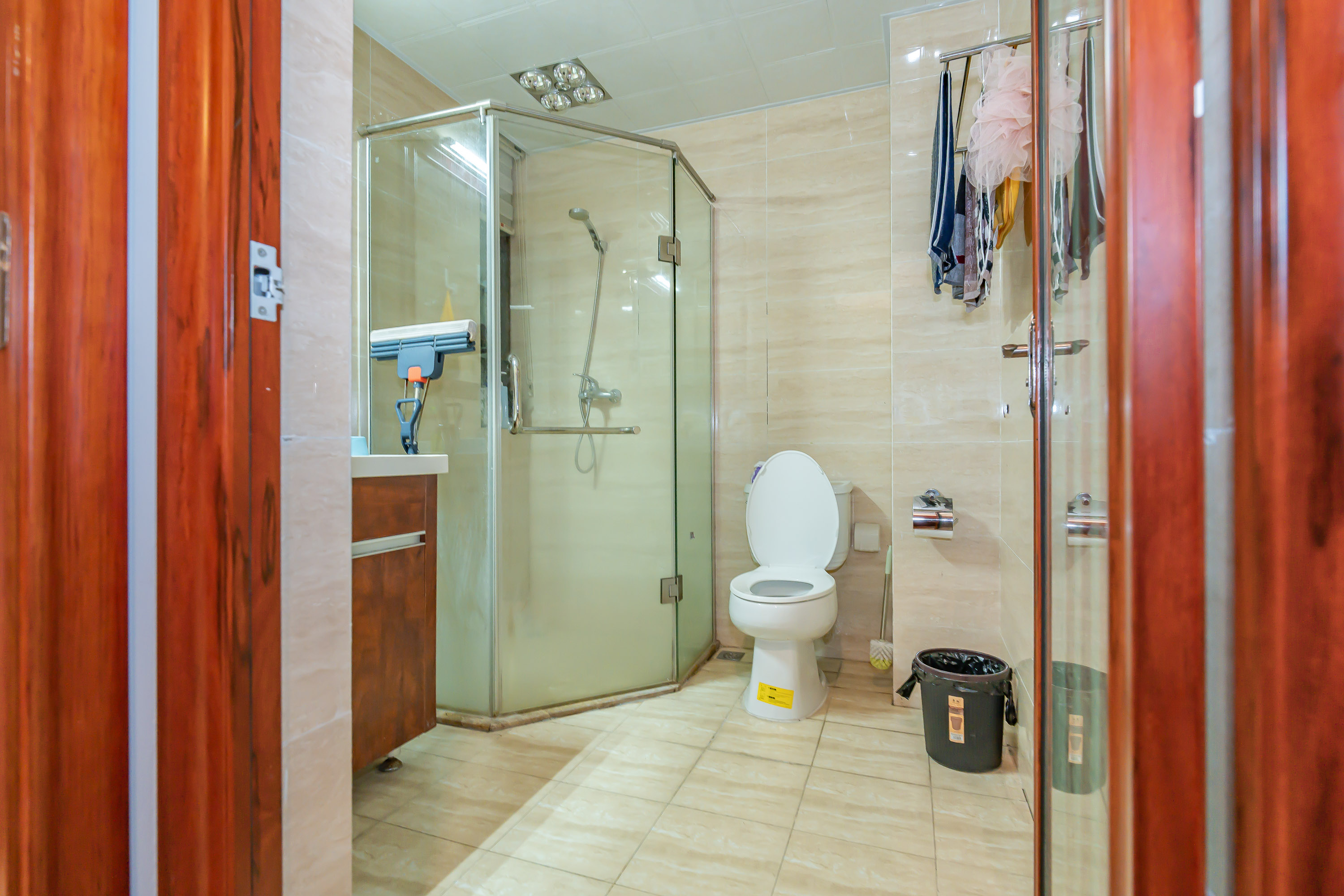 江山帝景哈佛  3室2厅2卫    123.1万卫生间