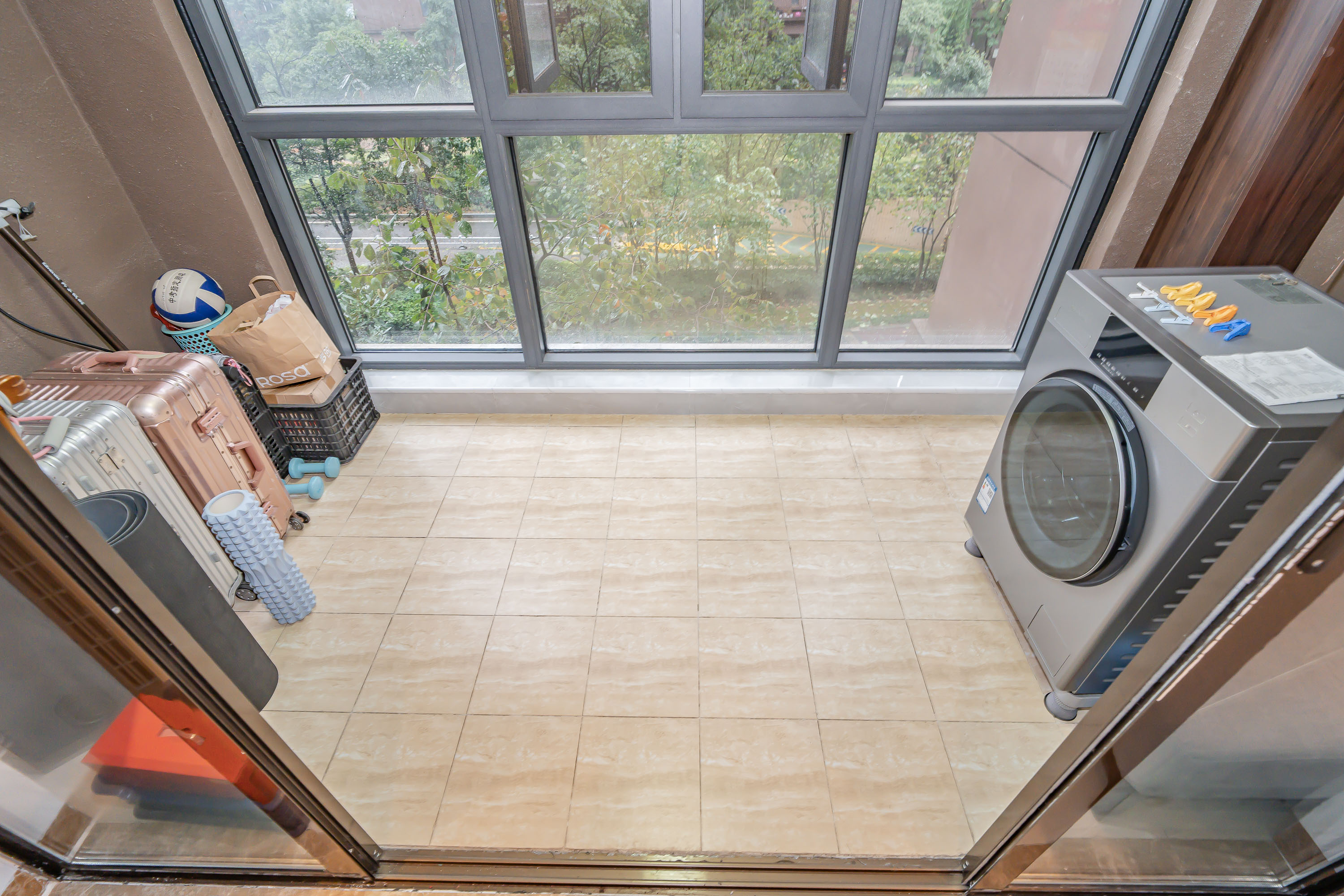 江山帝景哈佛  3室2厅2卫    123.1万阳台