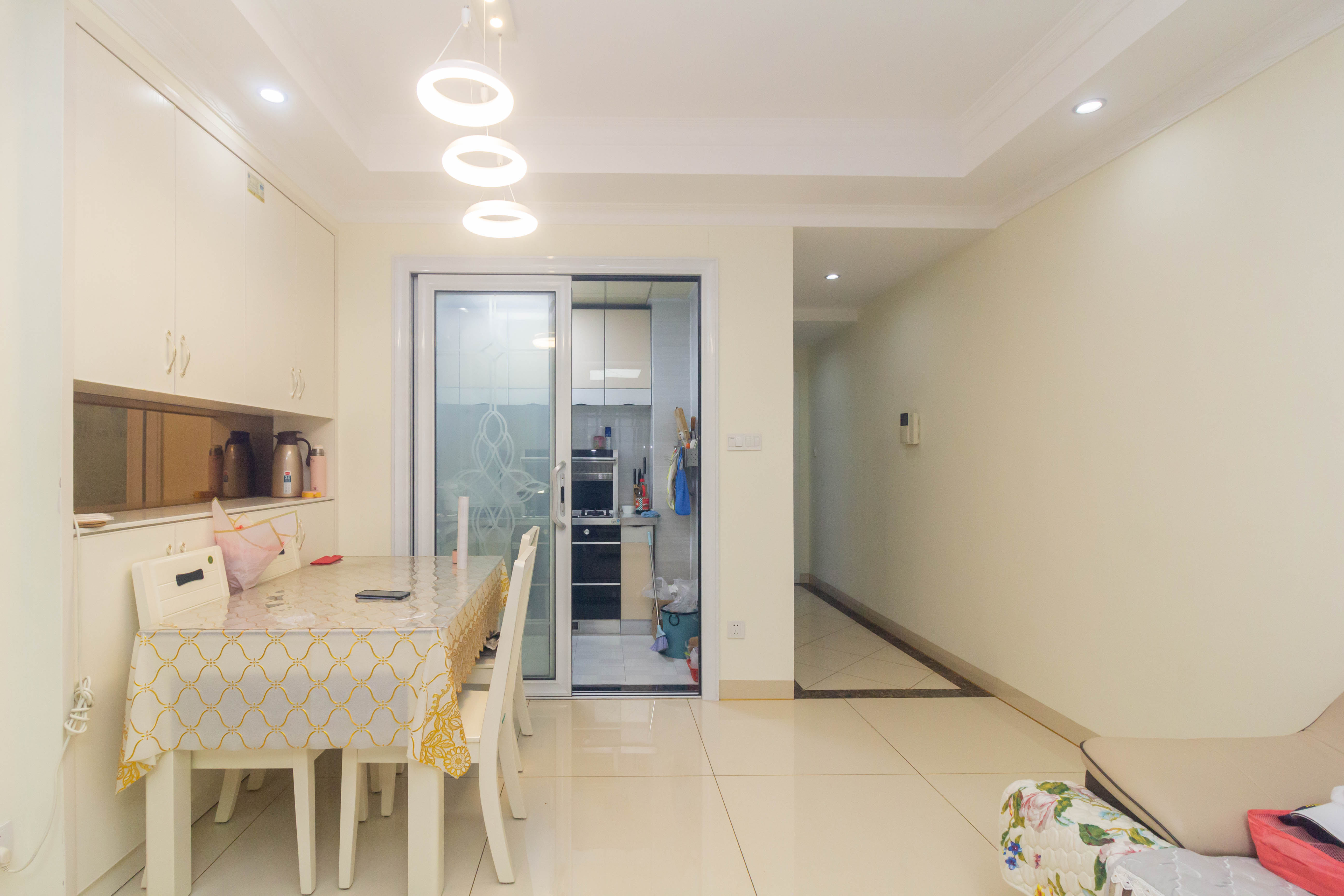 海德公园  3室2厅1卫    69.8万 海德公园  3室2厅1卫    69.8万客厅