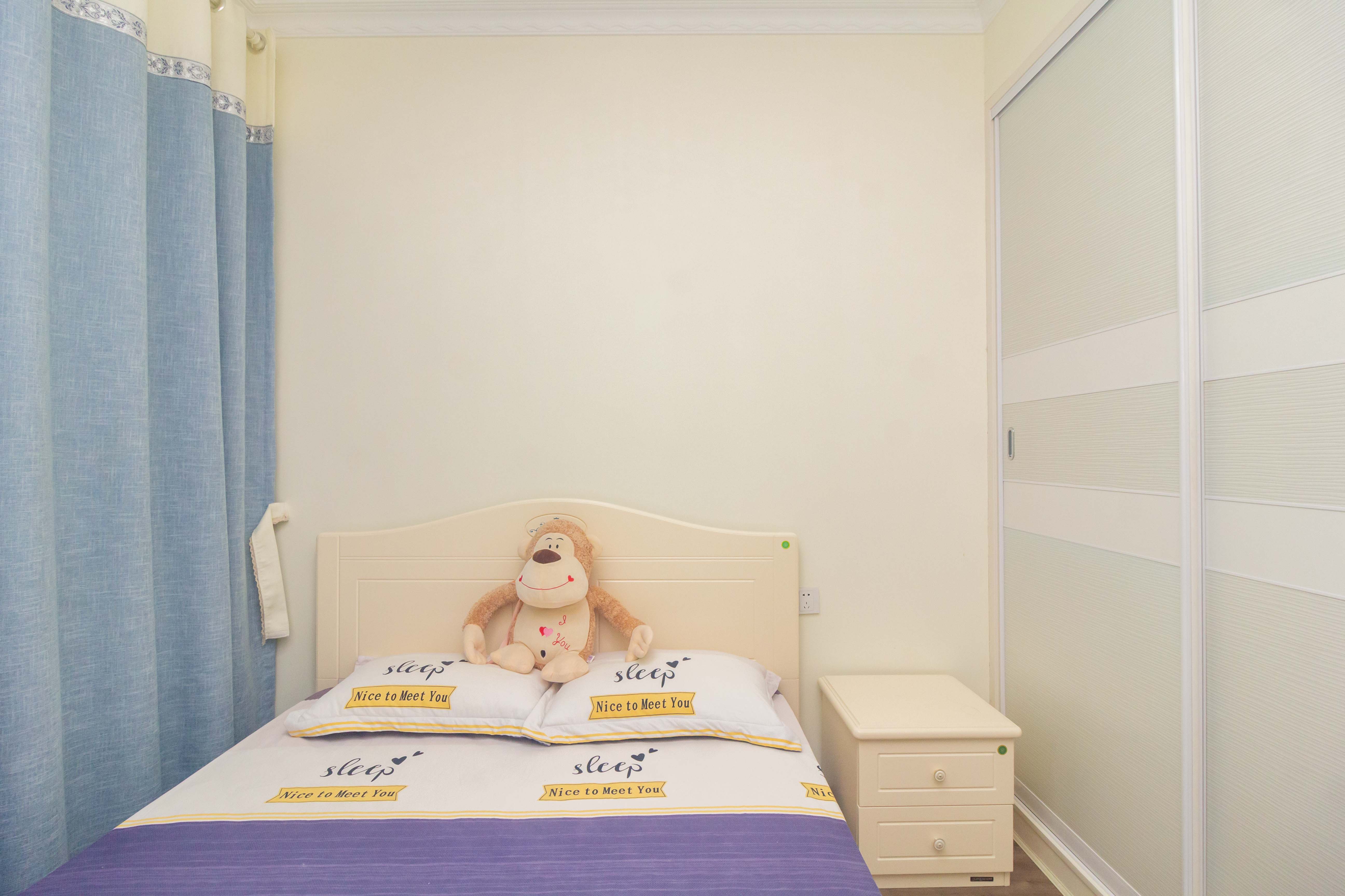 海德公园  3室2厅1卫    69.8万 海德公园  3室2厅1卫    69.8万卧室