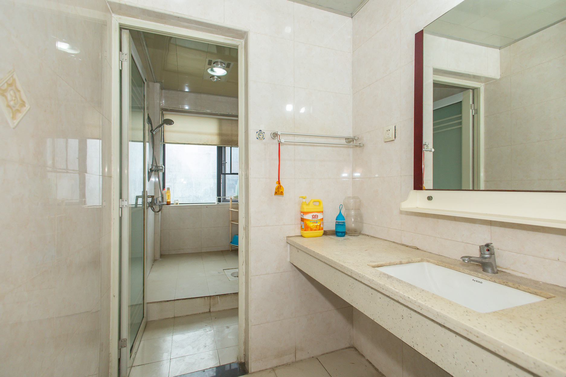 美林水郡  3室2厅2卫    82.2万 美林水郡  3室2厅2卫    82.2万卫生间