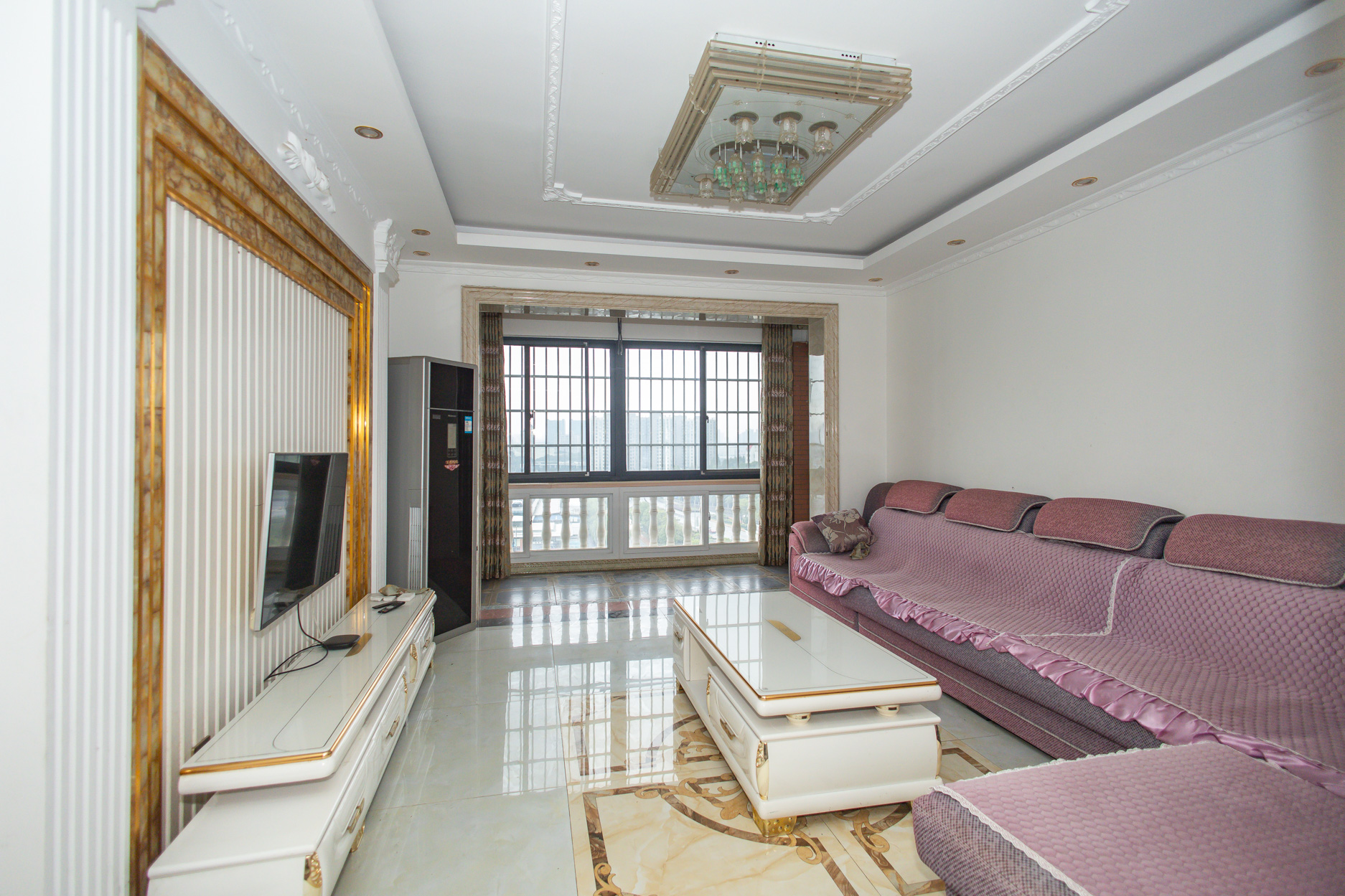 长永佳苑 2室2厅1卫 50.8万 长永佳苑 2室2厅1卫 50.8万客厅