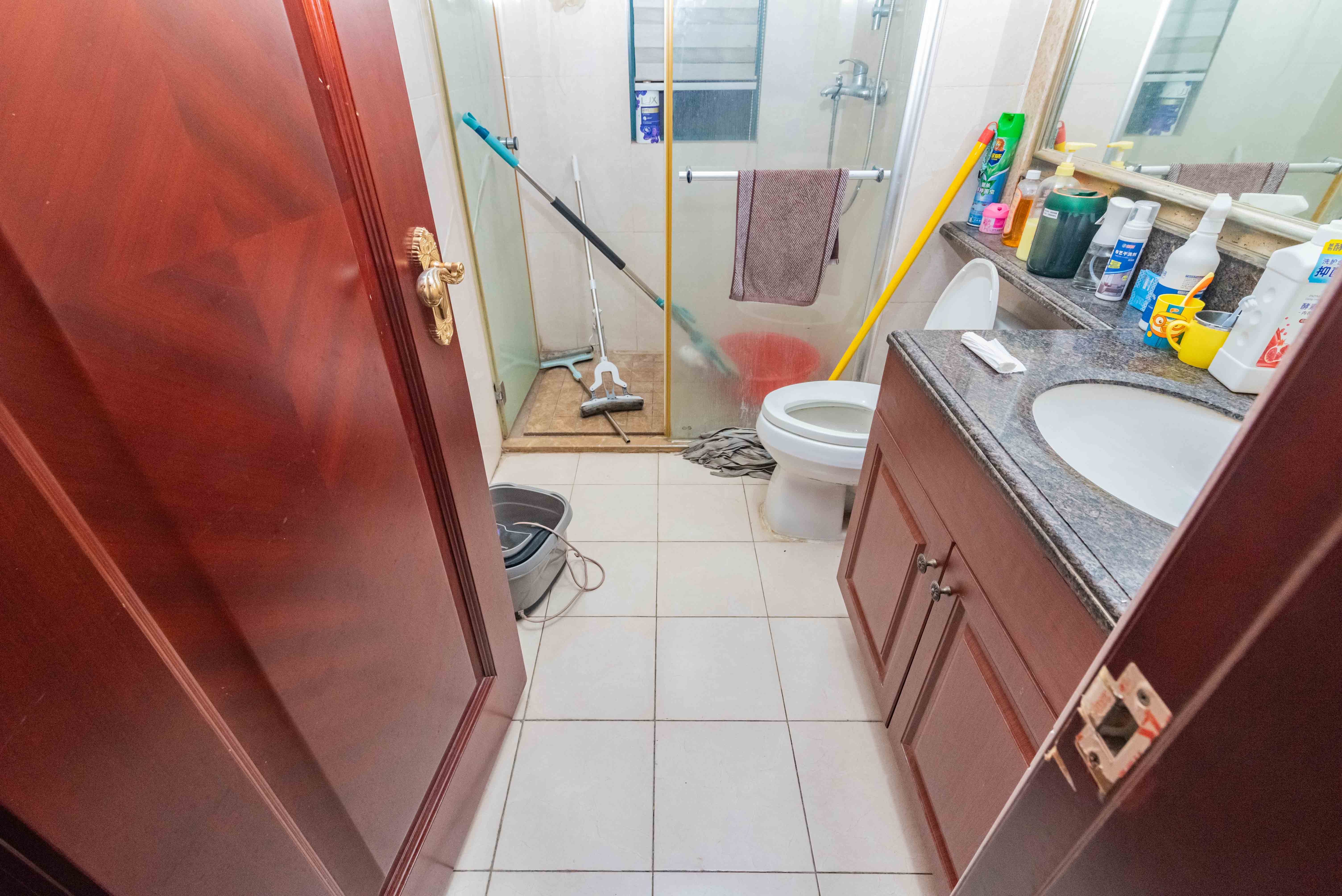 恒大雅苑  3室2厅2卫    115.0万 恒大雅苑  3室2厅2卫    115.0万卫生间