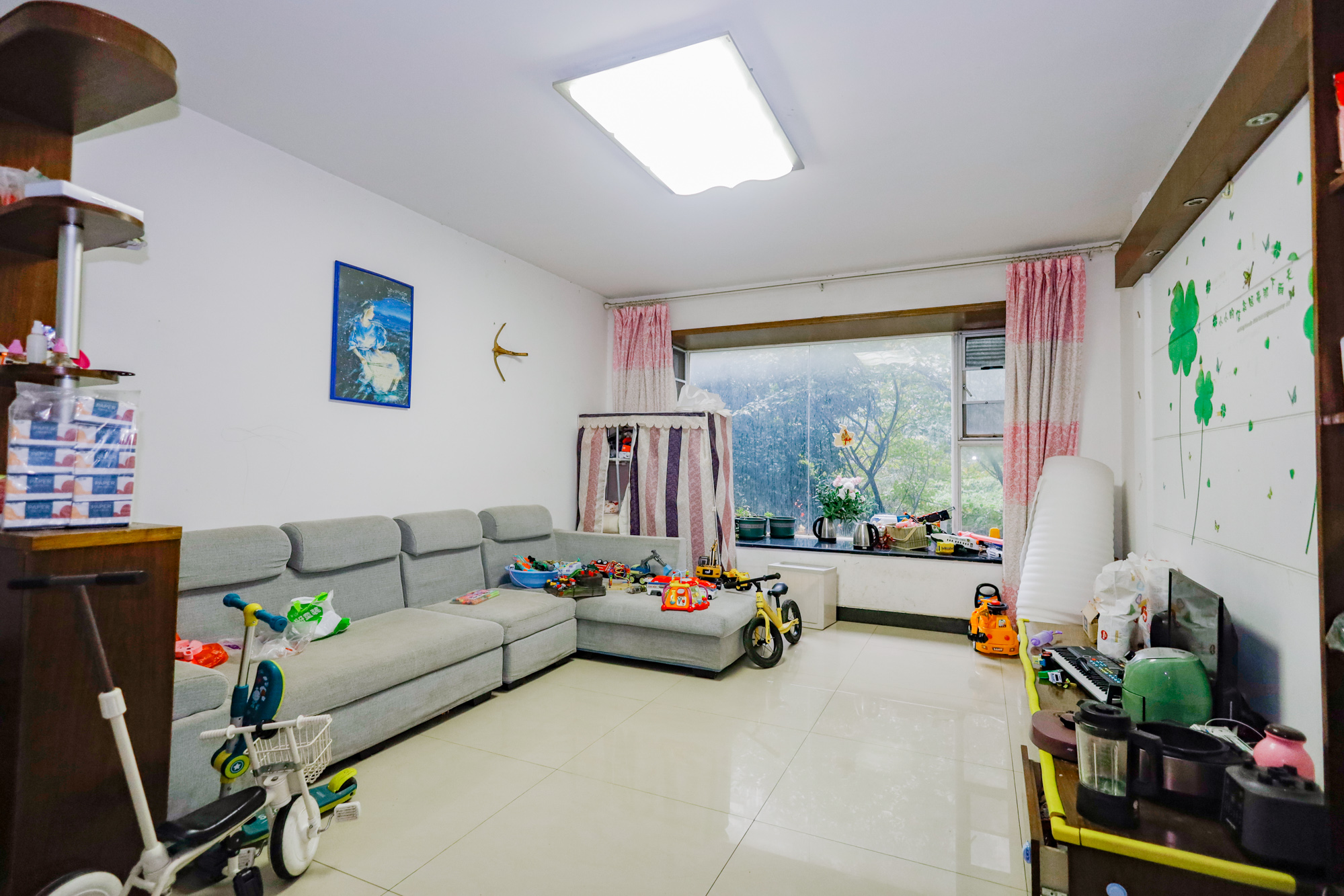 中建桂苑  2室2厅1卫   74.00万客厅