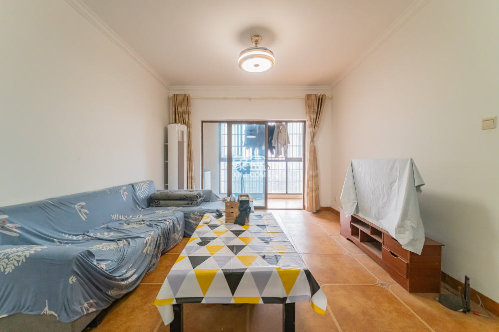 湖湾世景  3室1厅1卫    52.8万