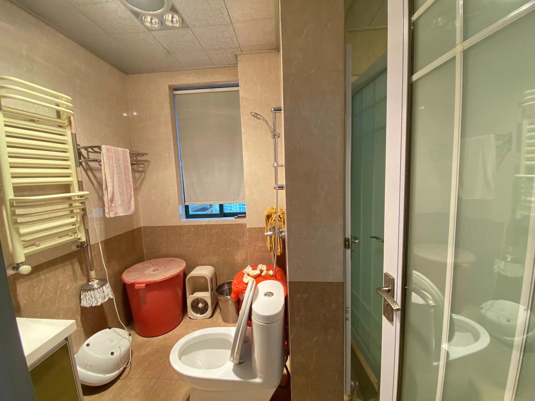 经世皇城 3室2厅2卫 65.8万 经世皇城 3室2厅2卫 65.8万室内图