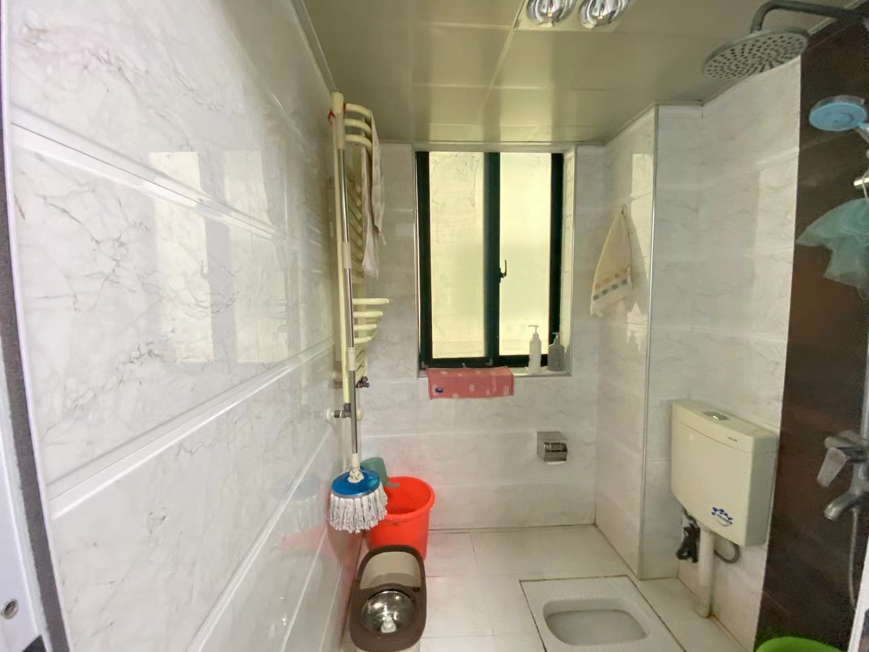 经世皇城 3室2厅2卫 65.8万 经世皇城 3室2厅2卫 65.8万室内图