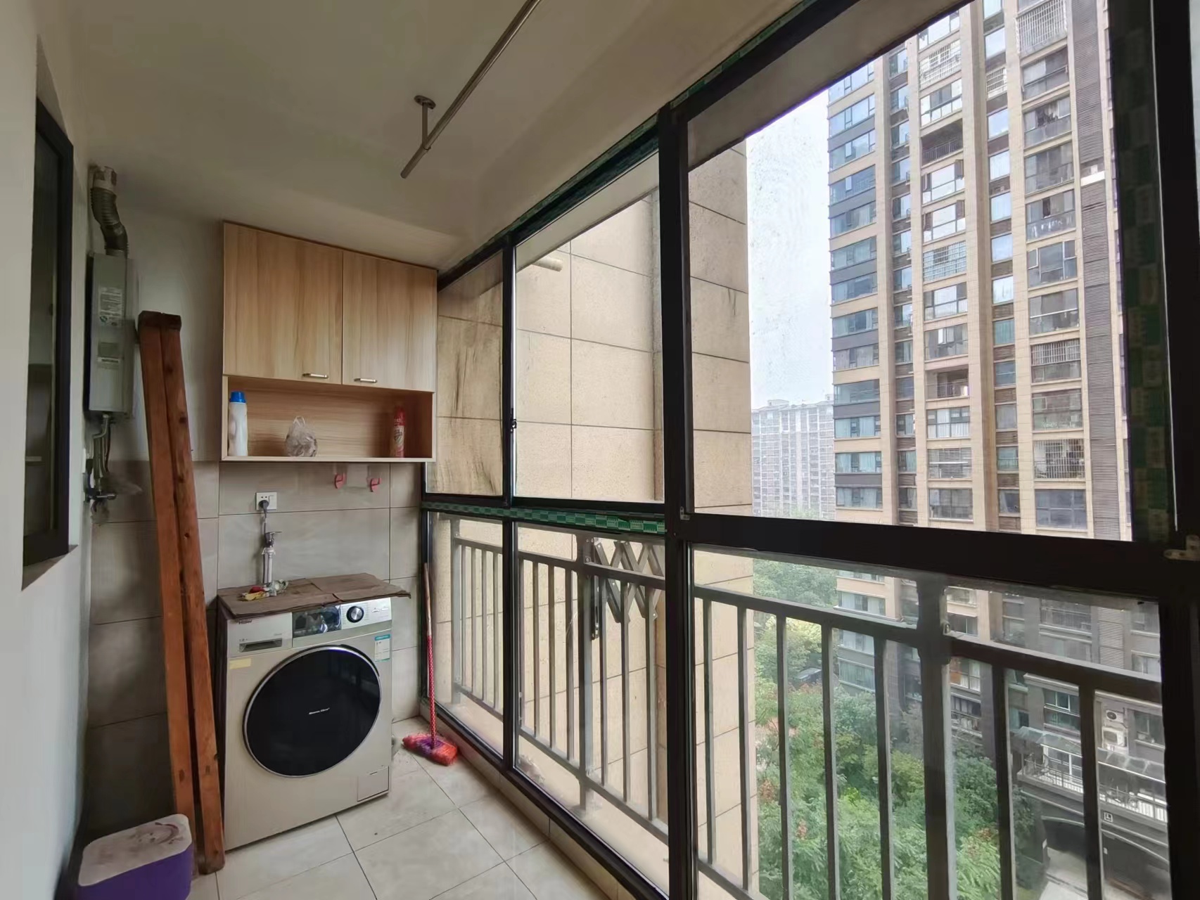 慧谷阳光  3室2厅1卫    68.0万 慧谷阳光  3室2厅1卫    68.0万室内图