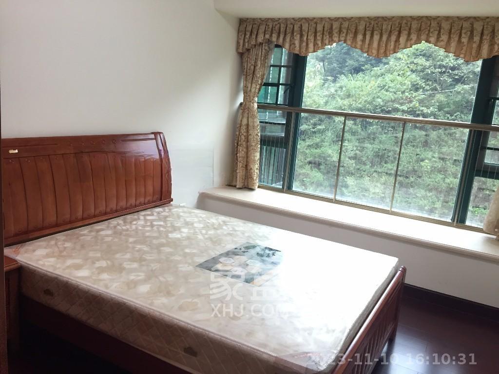 恒大城  4室2廳1衛(wèi)   3300.00元/月室內(nèi)圖