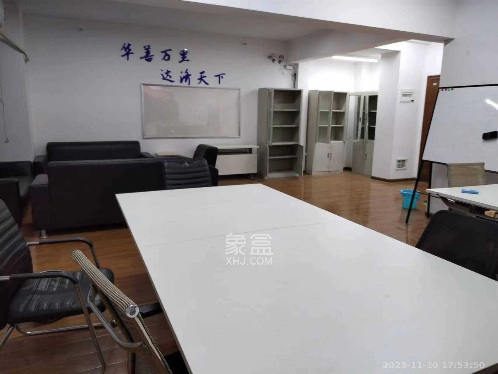 万博汇  1室1厅1卫   1500.00元/月室内图
