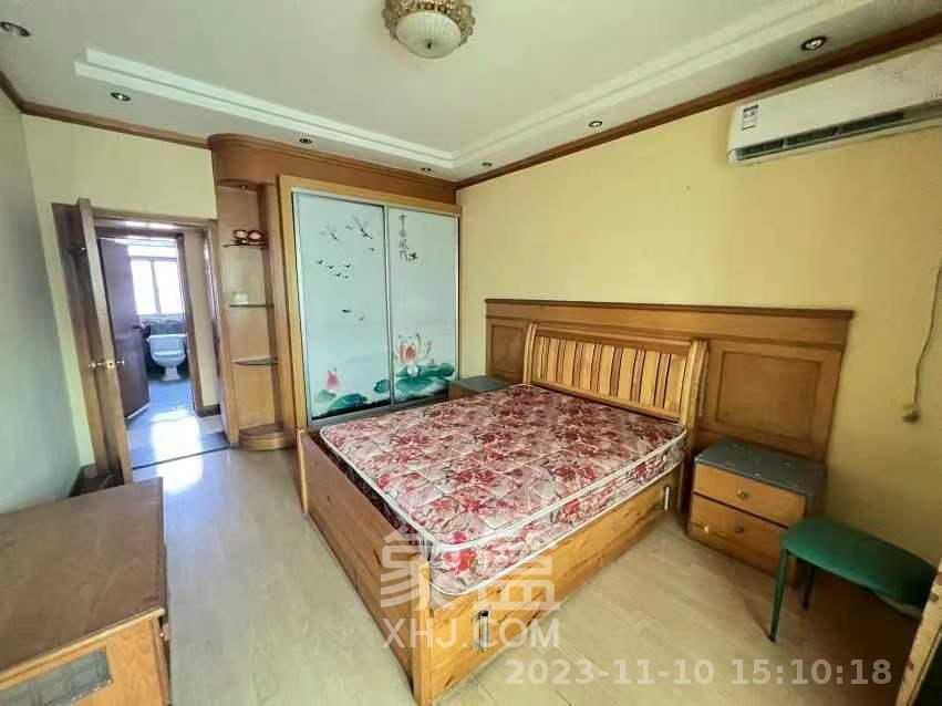 红旗社区  3室2厅1卫   2200.00元/月室内图