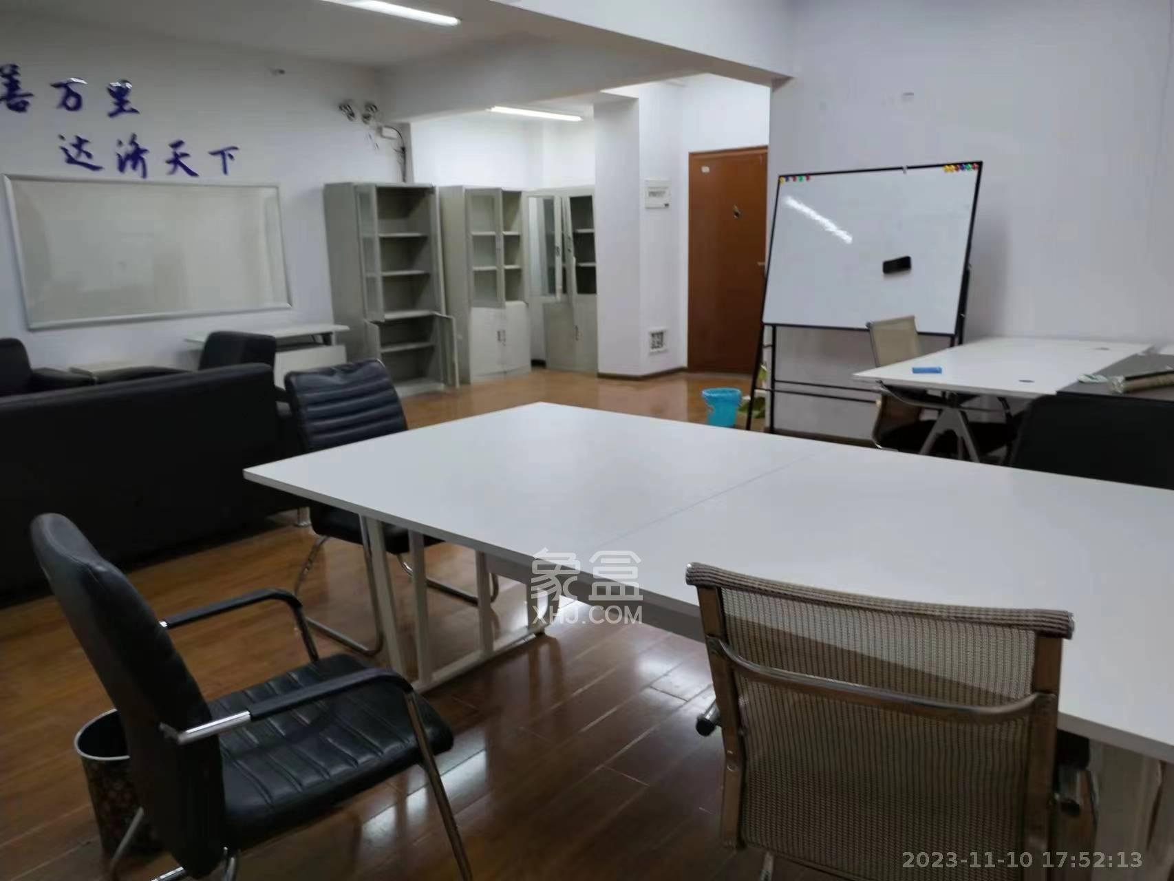 万博汇  1室1厅1卫   1500.00元/月室内图