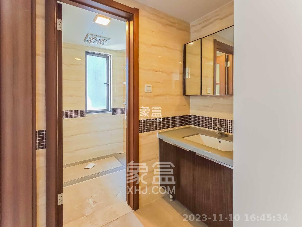 万科金域华府三四期  3室2厅2卫   3000.00元/月室内图