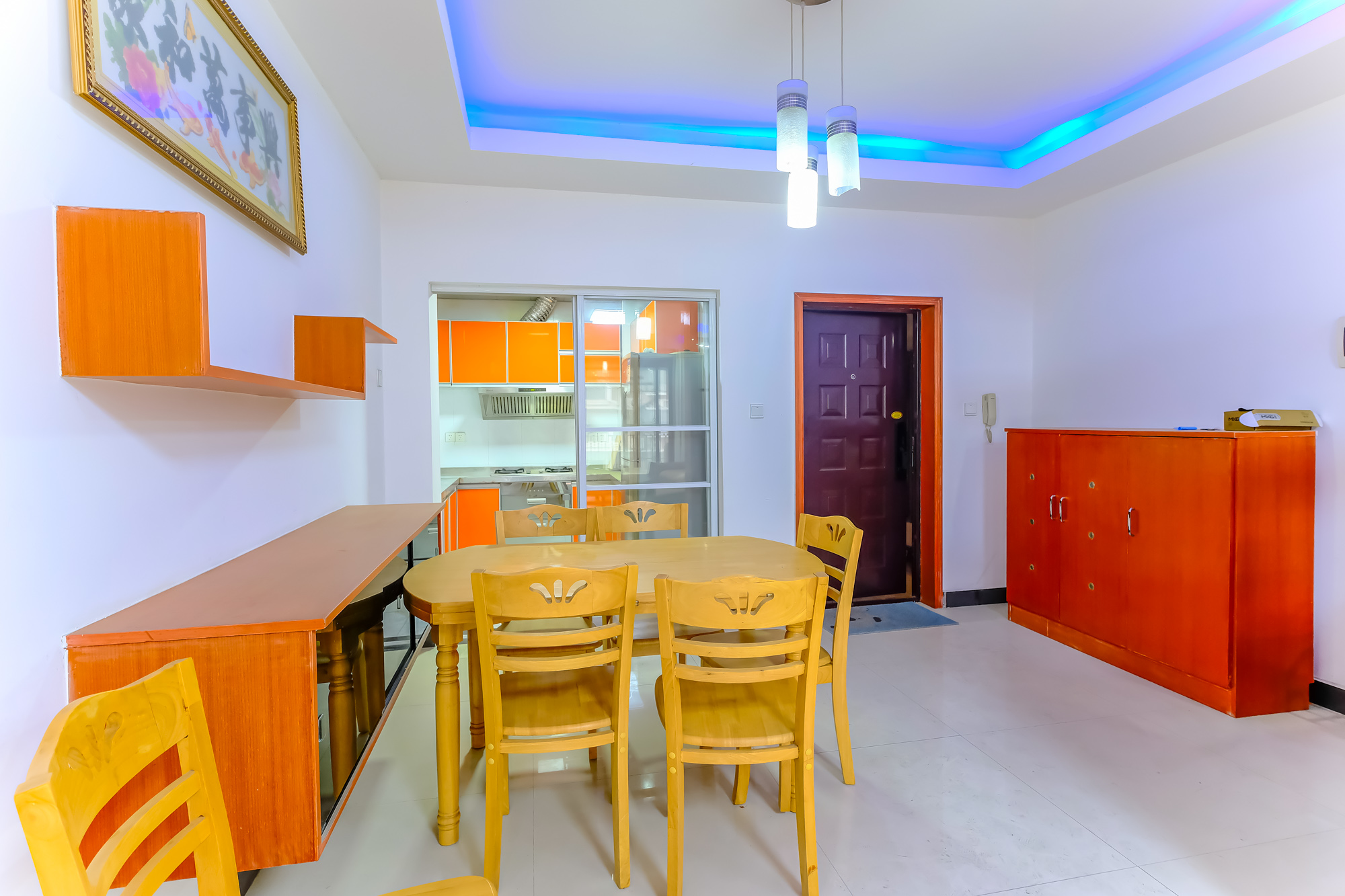 蟠龙欣苑 3室2厅2卫 68.8万 蟠龙欣苑 3室2厅2卫 68.8万客厅