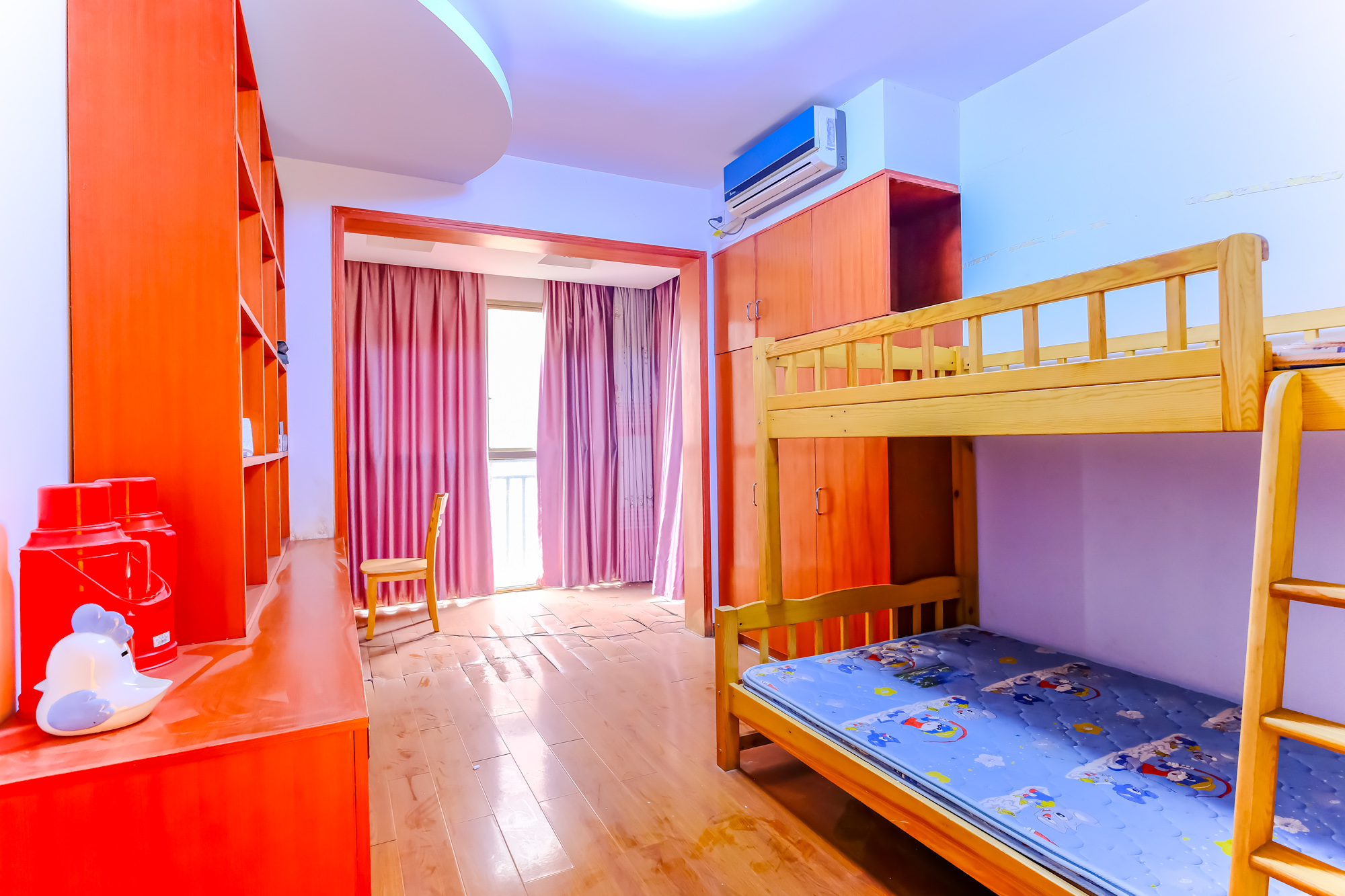 蟠龙欣苑 3室2厅2卫 68.8万 蟠龙欣苑 3室2厅2卫 68.8万卧室