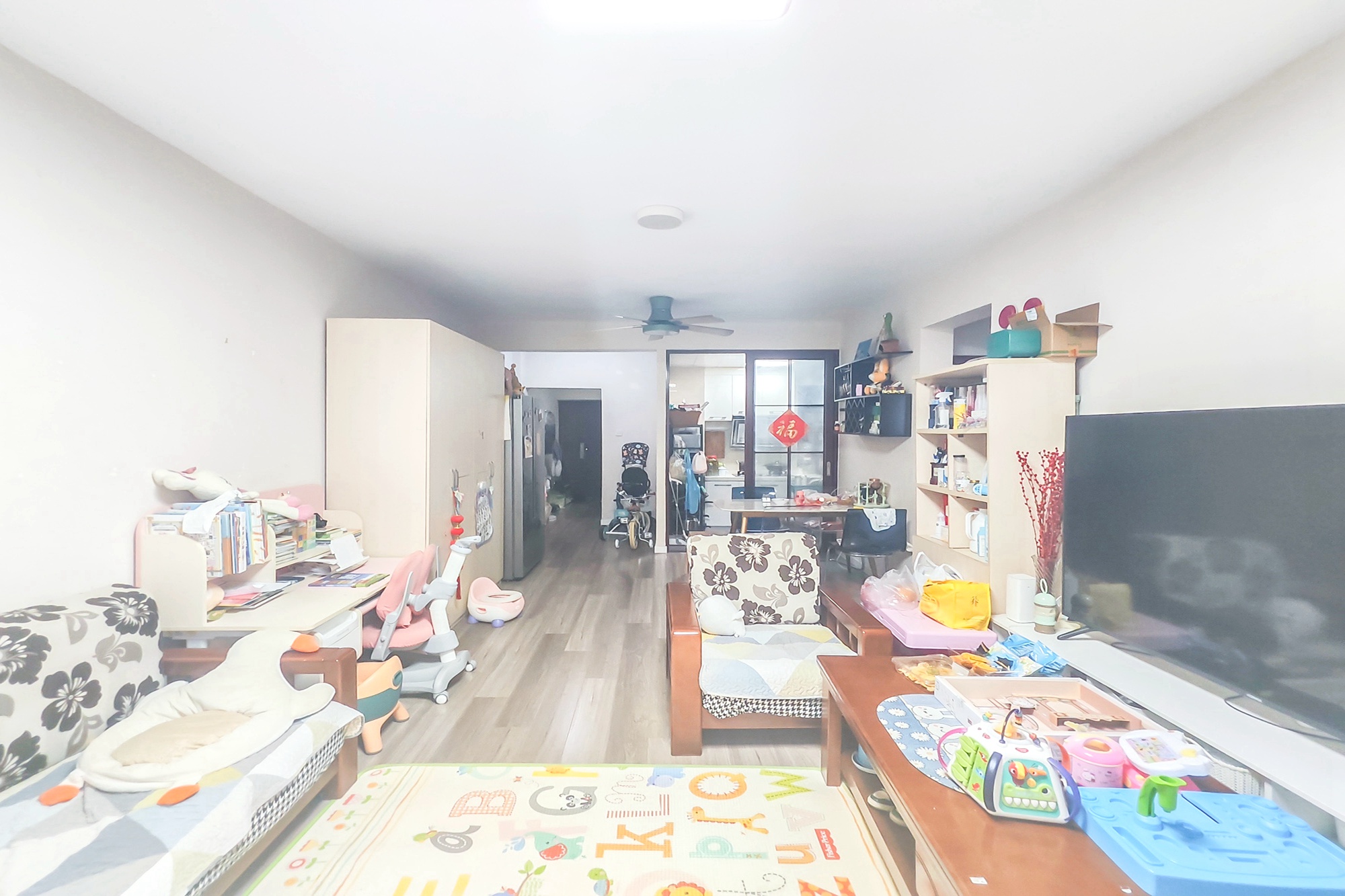 曙光领峰（曙光家园）  3室2厅2卫   108.00万客厅