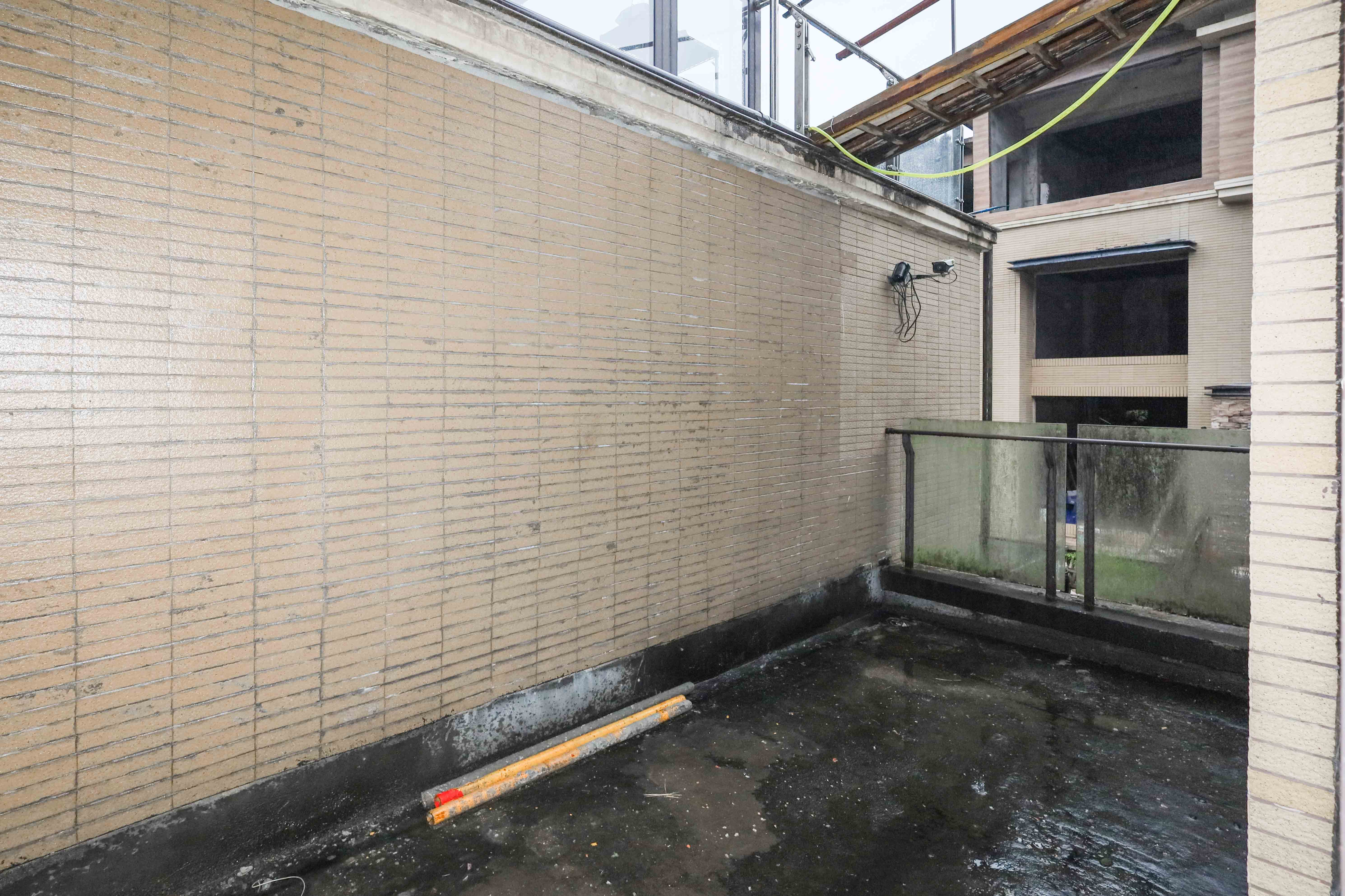 保利麓谷林语G区  5室2厅4卫   479.00万阳台
