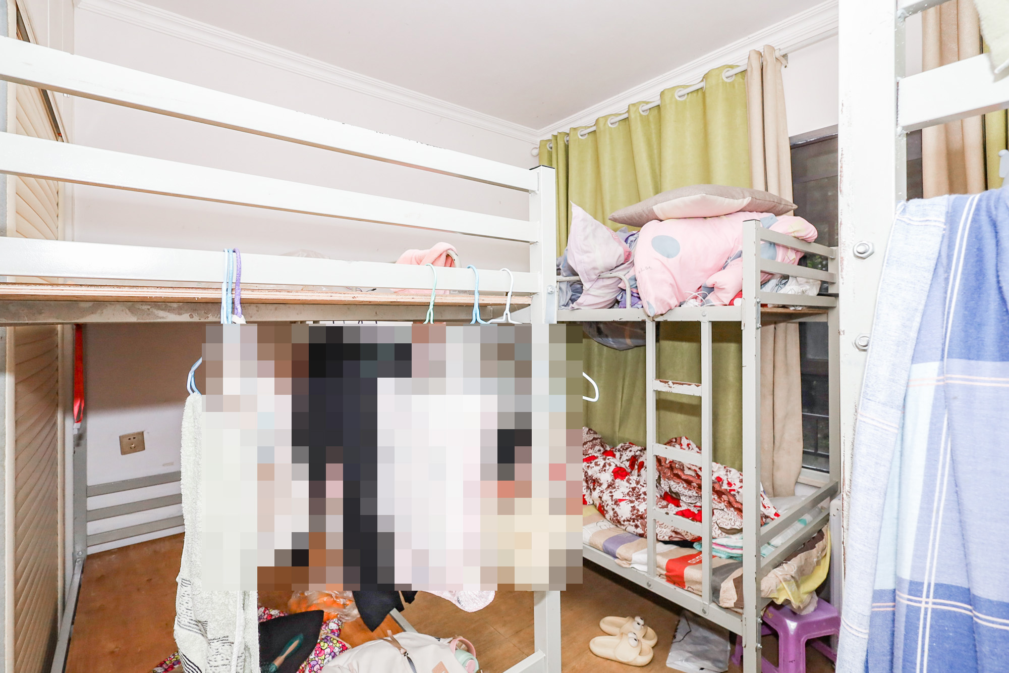 协信星澜汇  4室2厅2卫   190.00万卧室