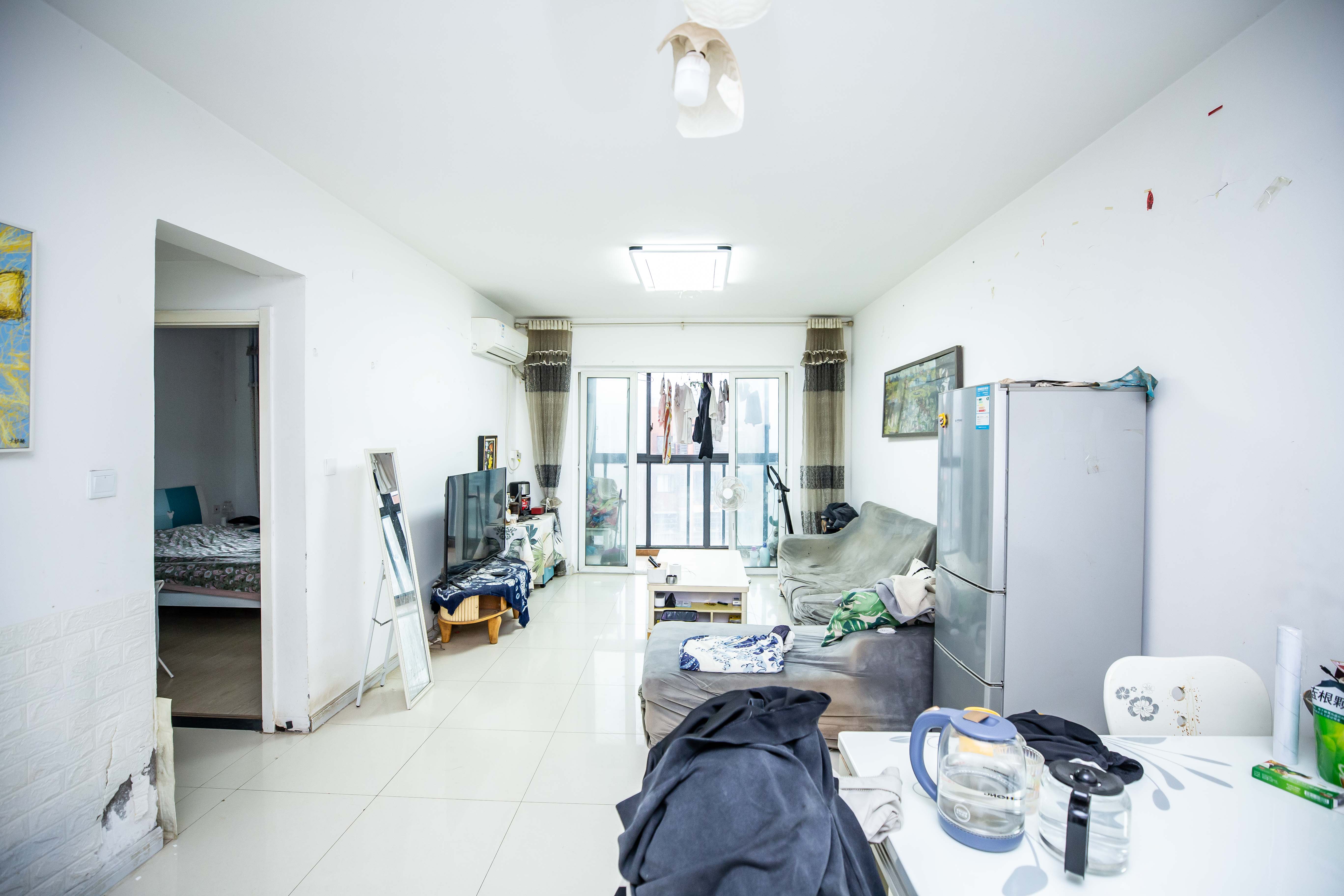 联美品格  2室2厅1卫   65.00万客厅