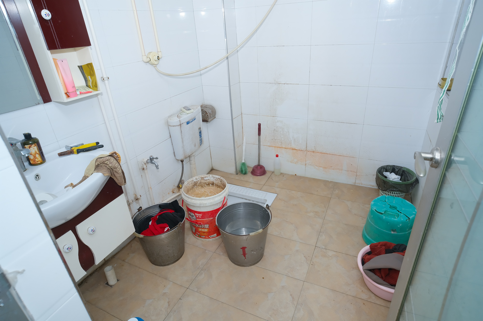 山水湾 2室2厅1卫 45.8万 山水湾 2室2厅1卫 45.8万卫生间