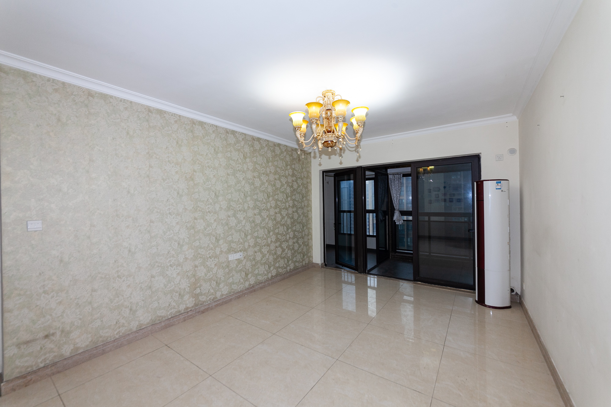 时代倾城一期  3室2厅1卫    107.0万客厅