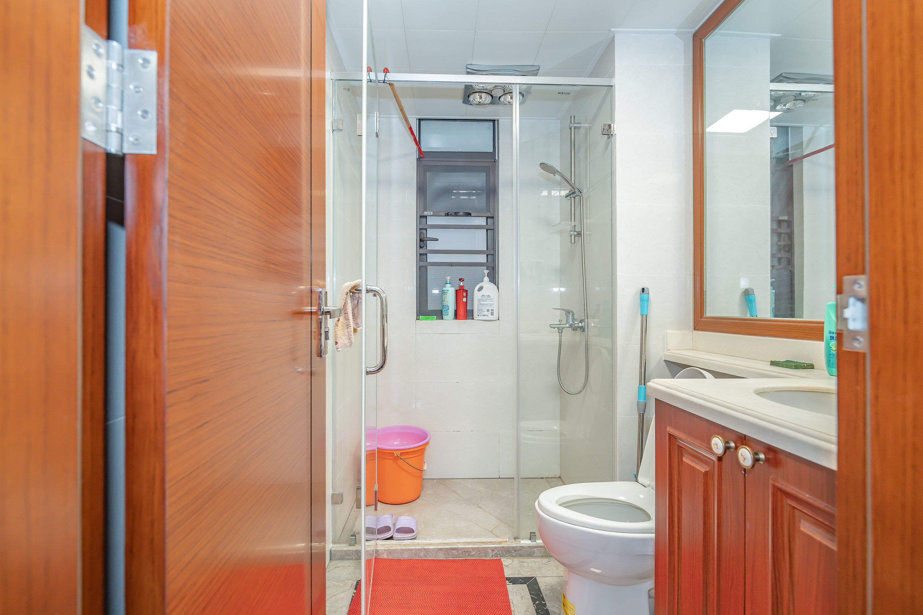 中海国际五期 3室2厅2卫 88.0万 中海国际五期 3室2厅2卫 88.0万卫生间