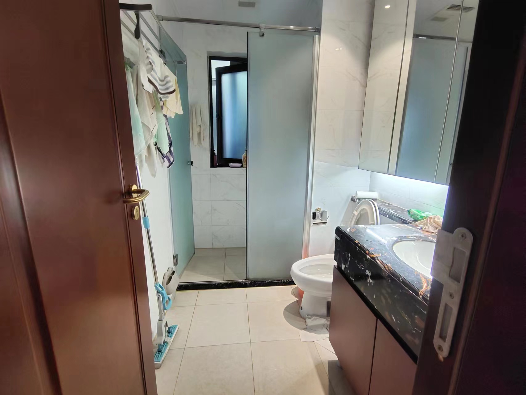 恒大华府 3室2厅2卫 92.8万 恒大华府 3室2厅2卫 92.8万室内图