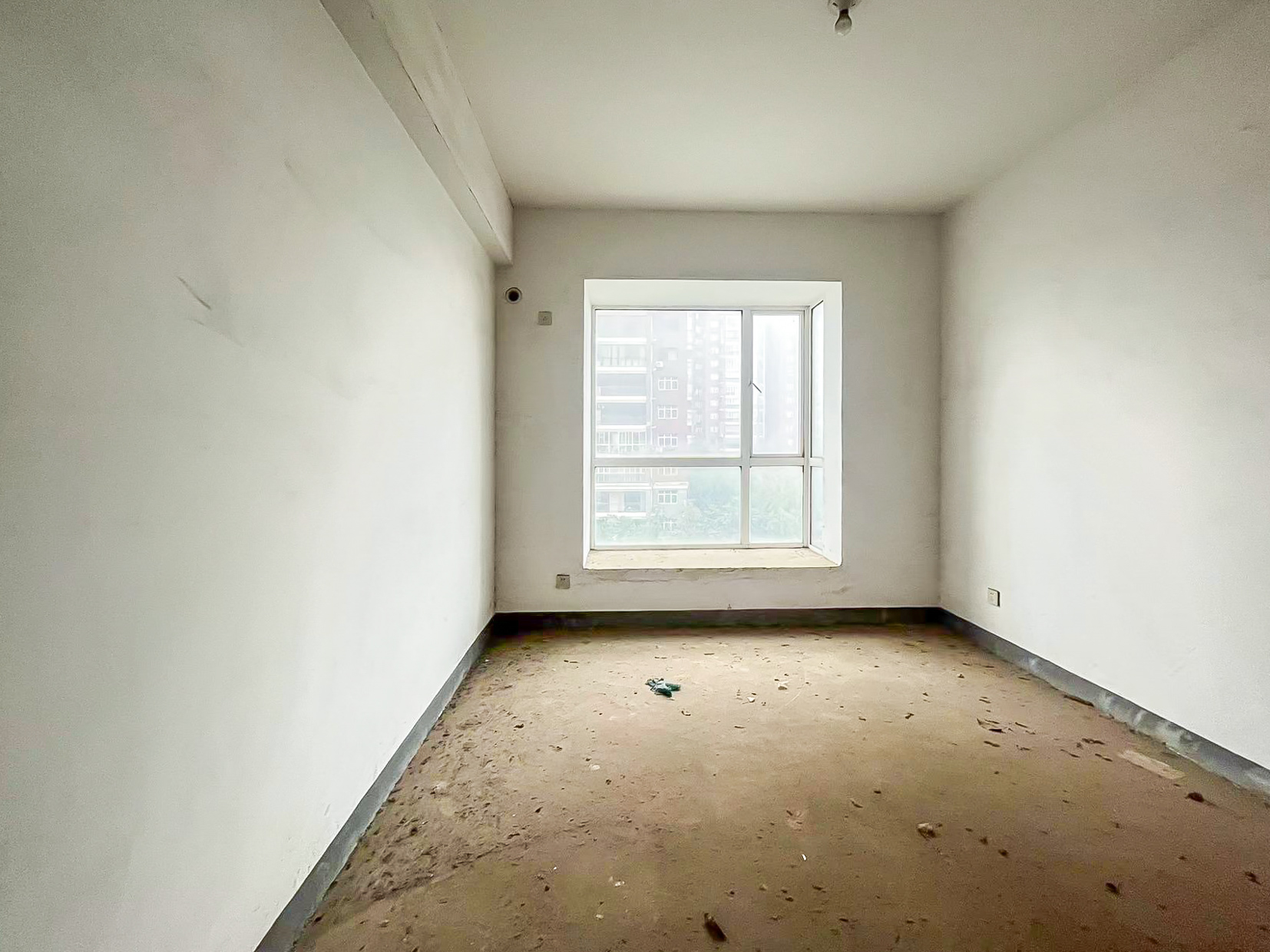 淞雅苑  4室2厅2卫    135.0万 淞雅苑  4室2厅2卫    135.0万卧室