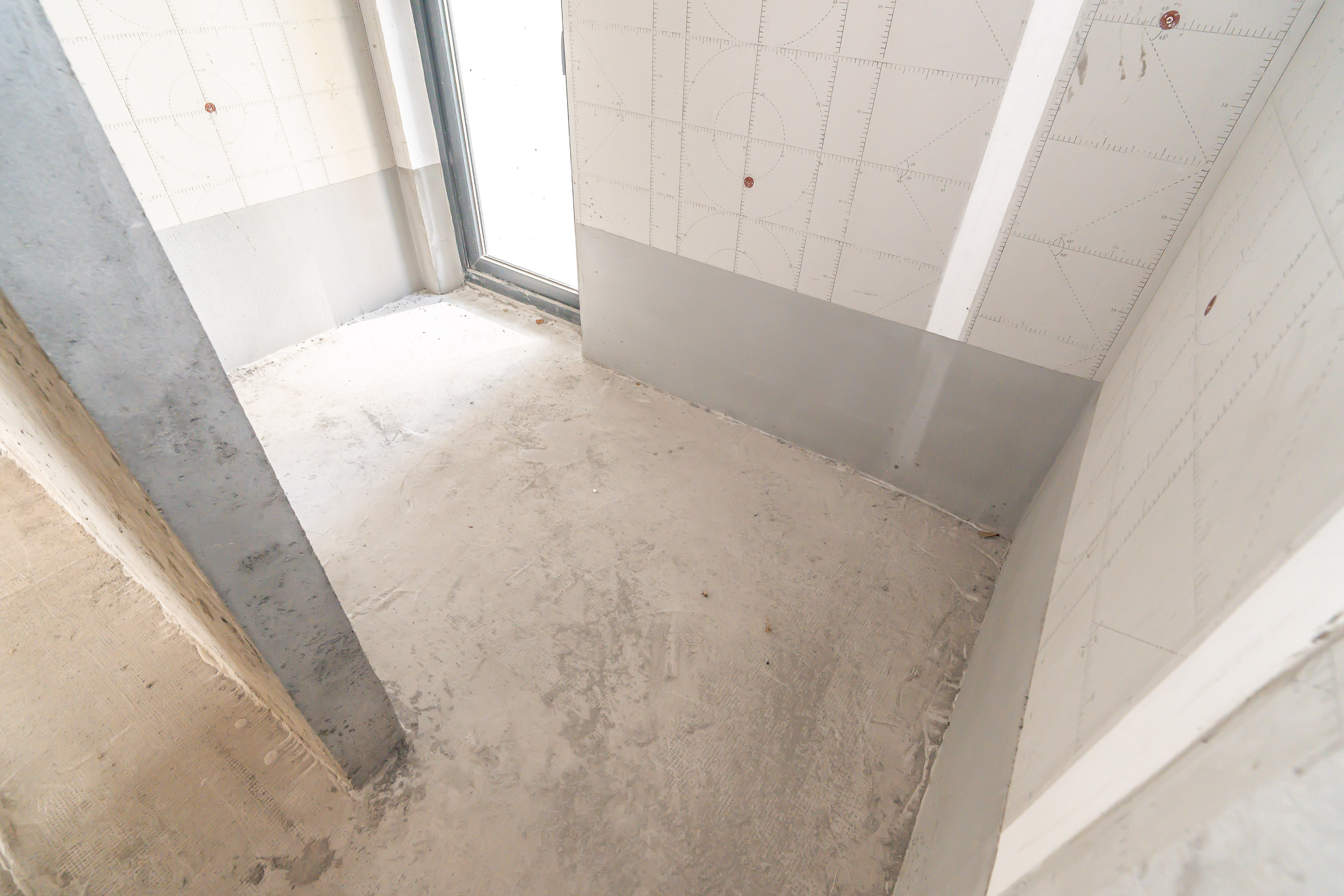 蔷薇国际  5室2厅2卫    93.0万 蔷薇国际  5室2厅2卫    93.0万卧室