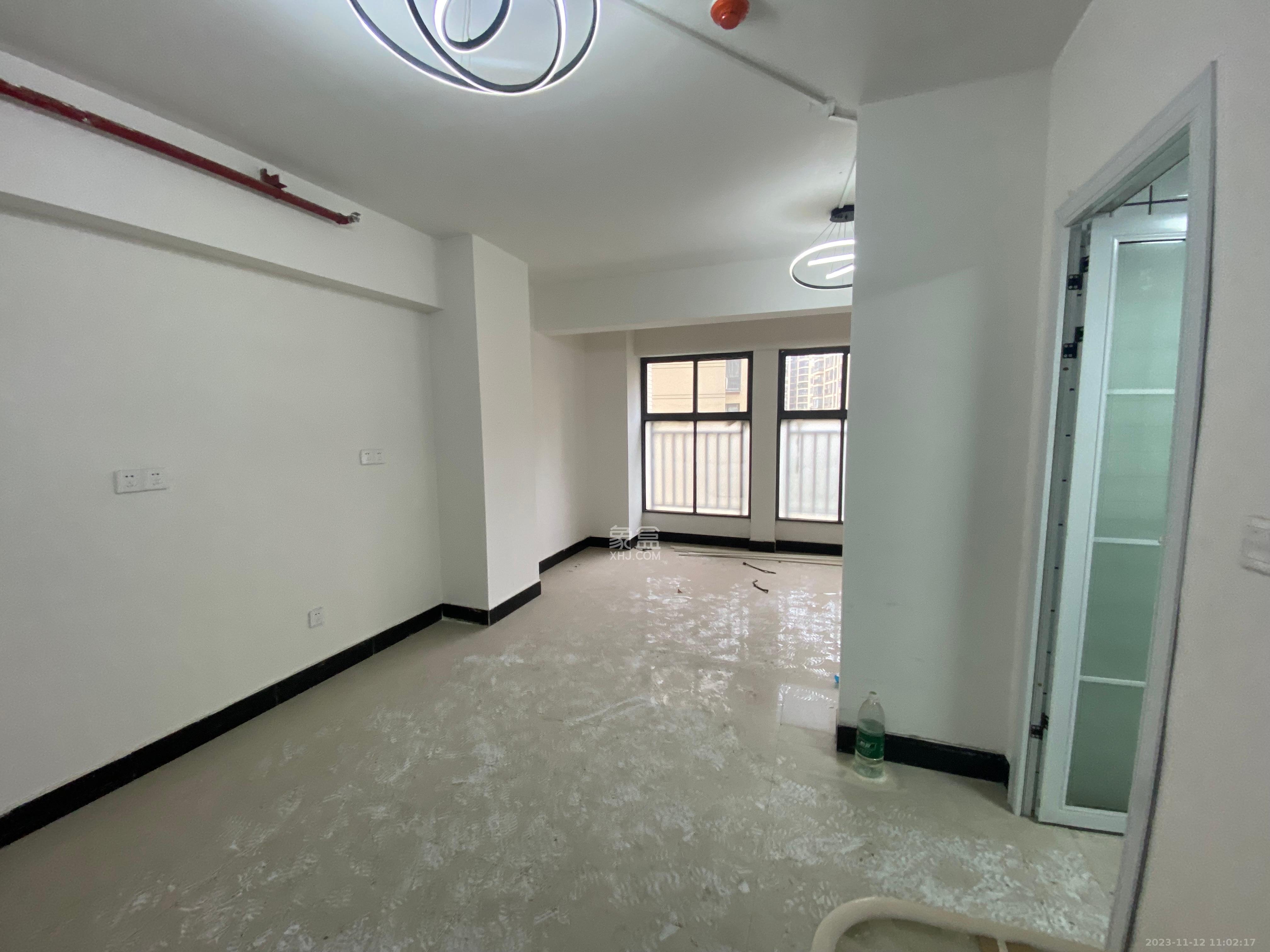 中建芙蓉嘉苑  0室0厅0卫   1300.00元/月室内图