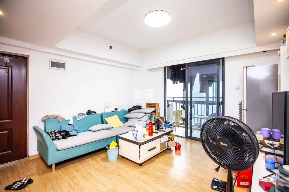 荣泰广场  2室1厅1卫    62.8万