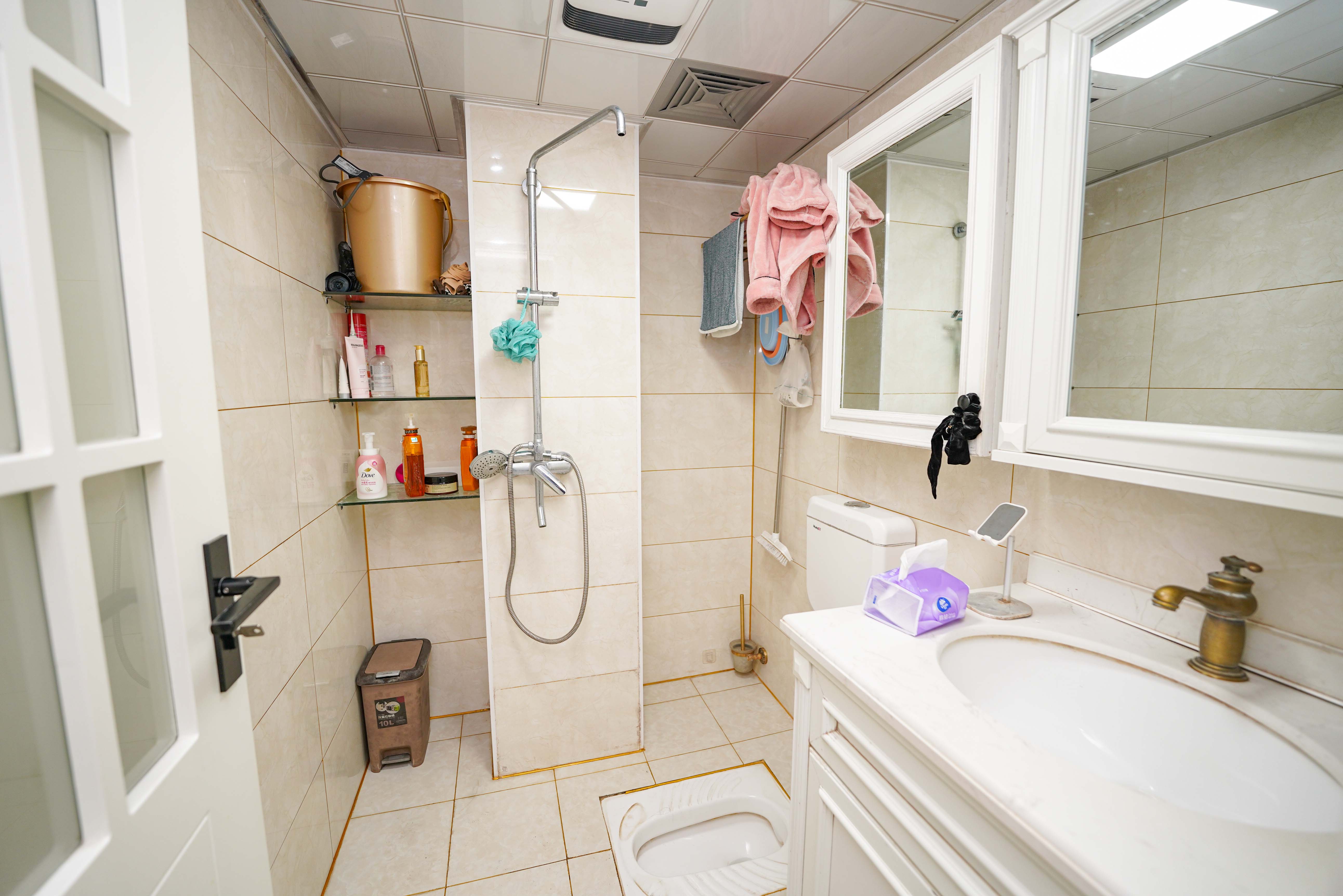 五矿万境蓝山  3室2厅1卫    120.0万卫生间