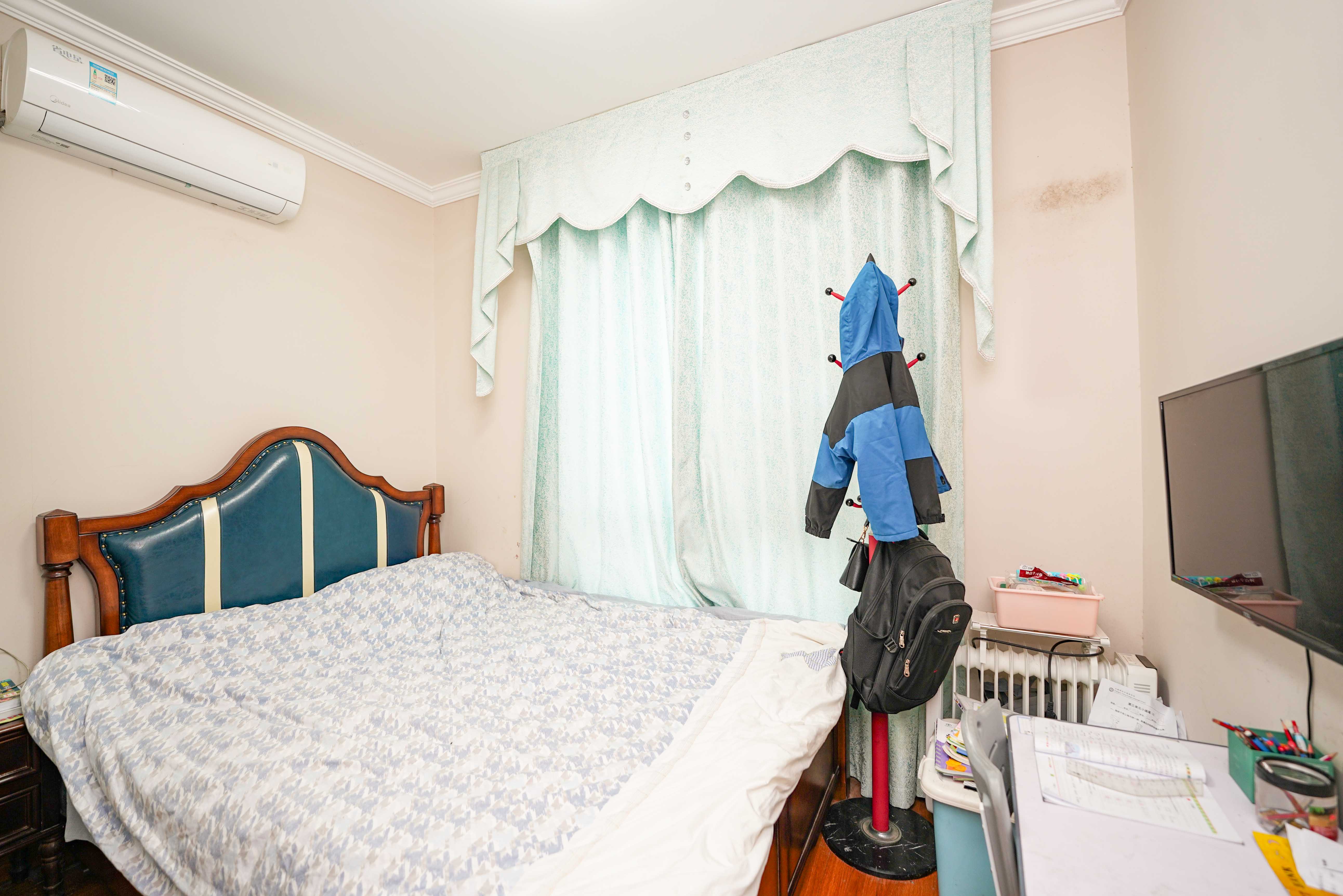 五矿万境蓝山  3室2厅1卫    120.0万卧室