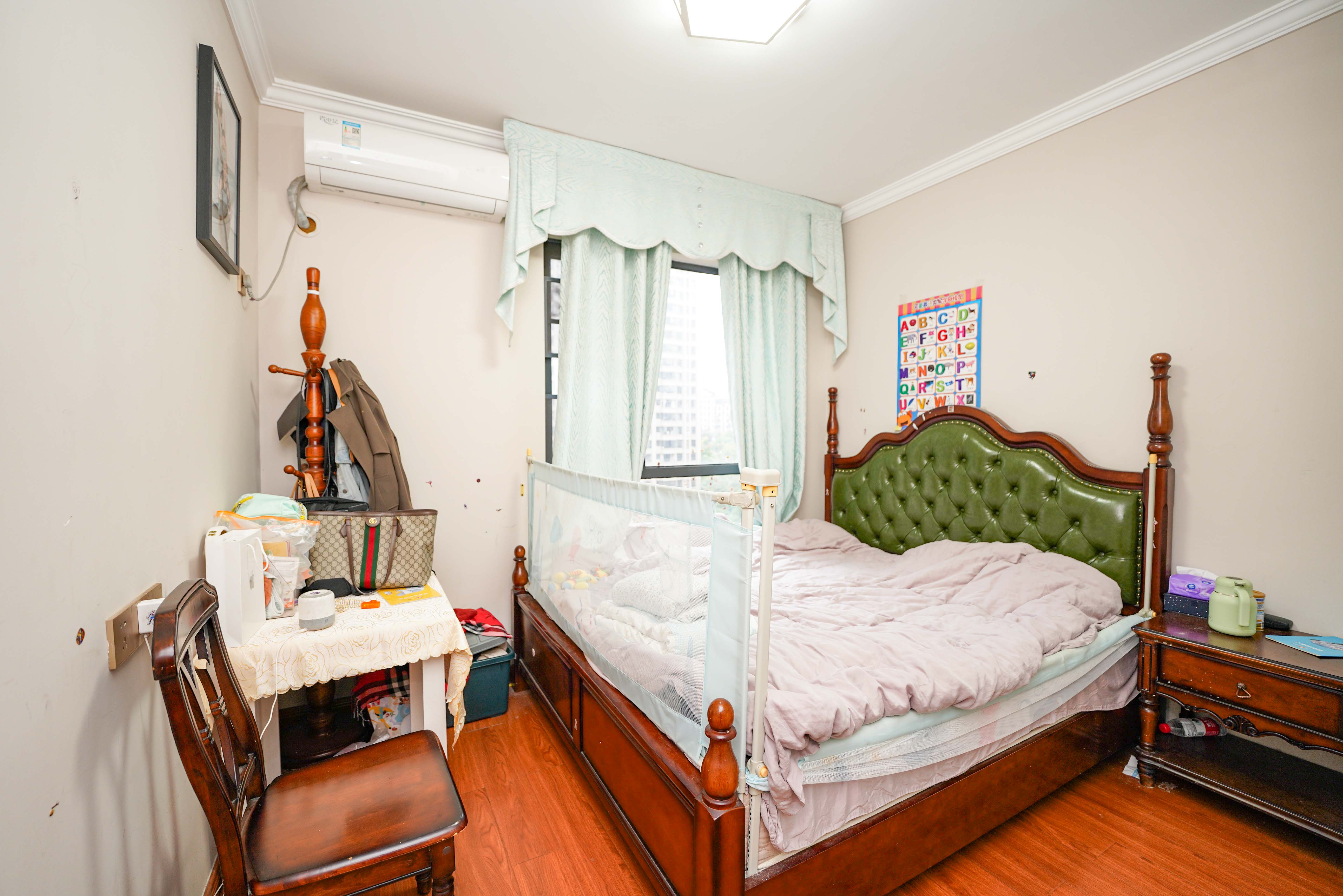 五矿万境蓝山  3室2厅1卫    120.0万卧室